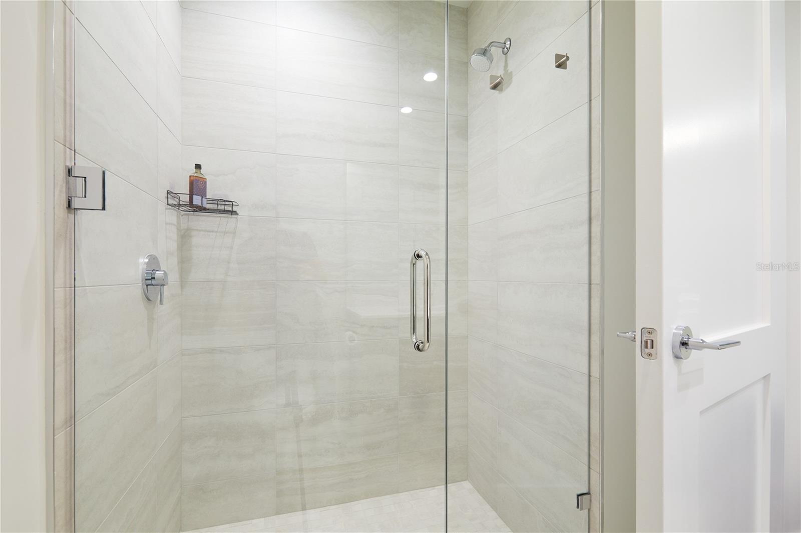 SALTAIRE CONDO - Residential