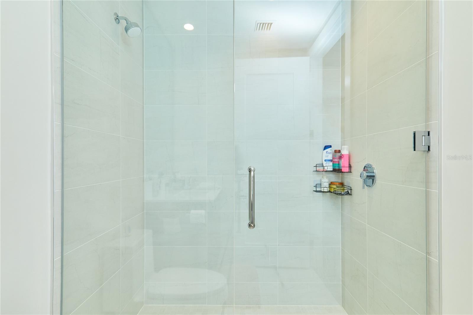 SALTAIRE CONDO - Residential