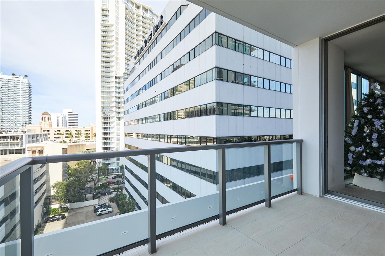 SALTAIRE CONDO - Residential