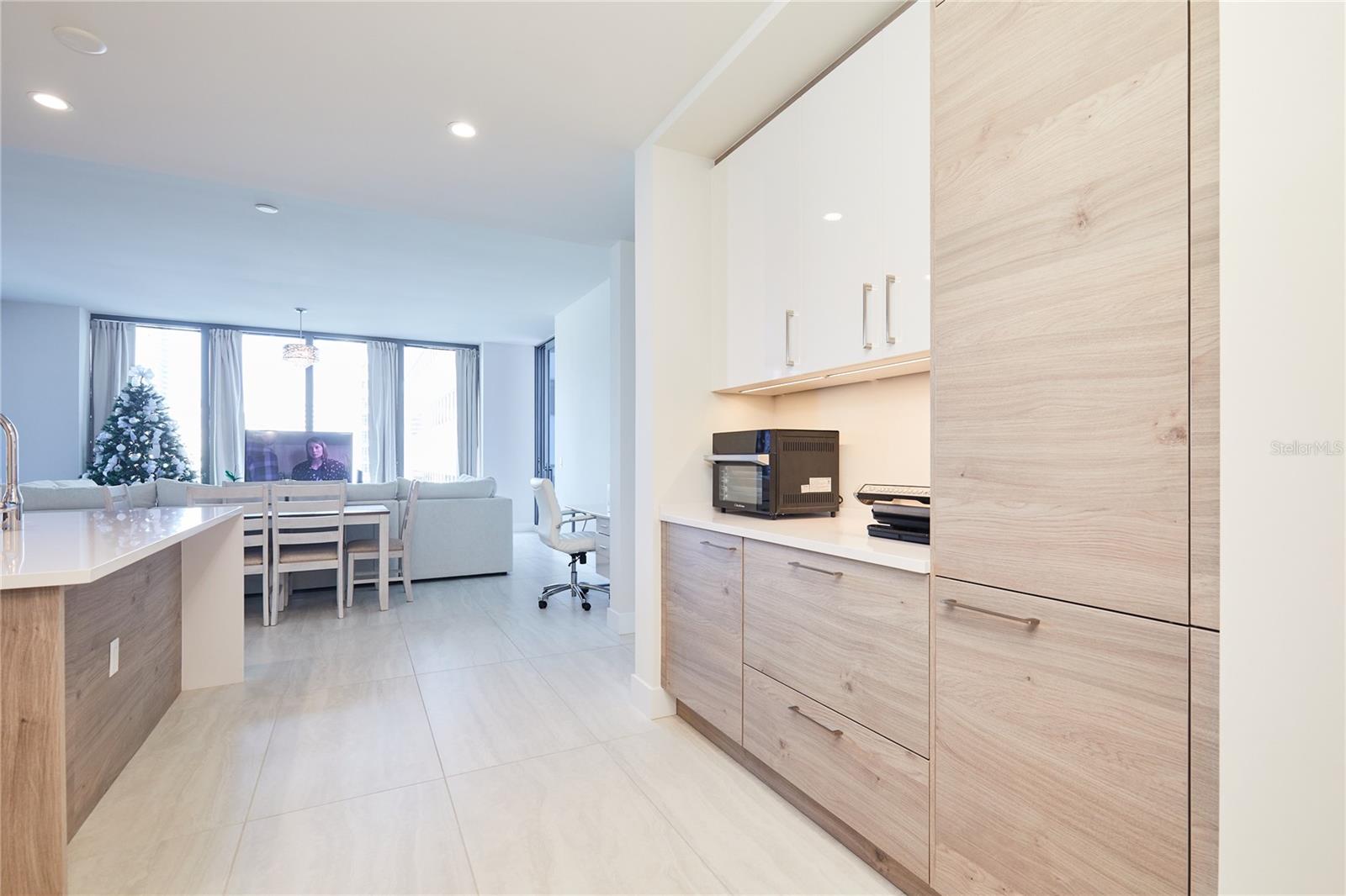 SALTAIRE CONDO - Residential