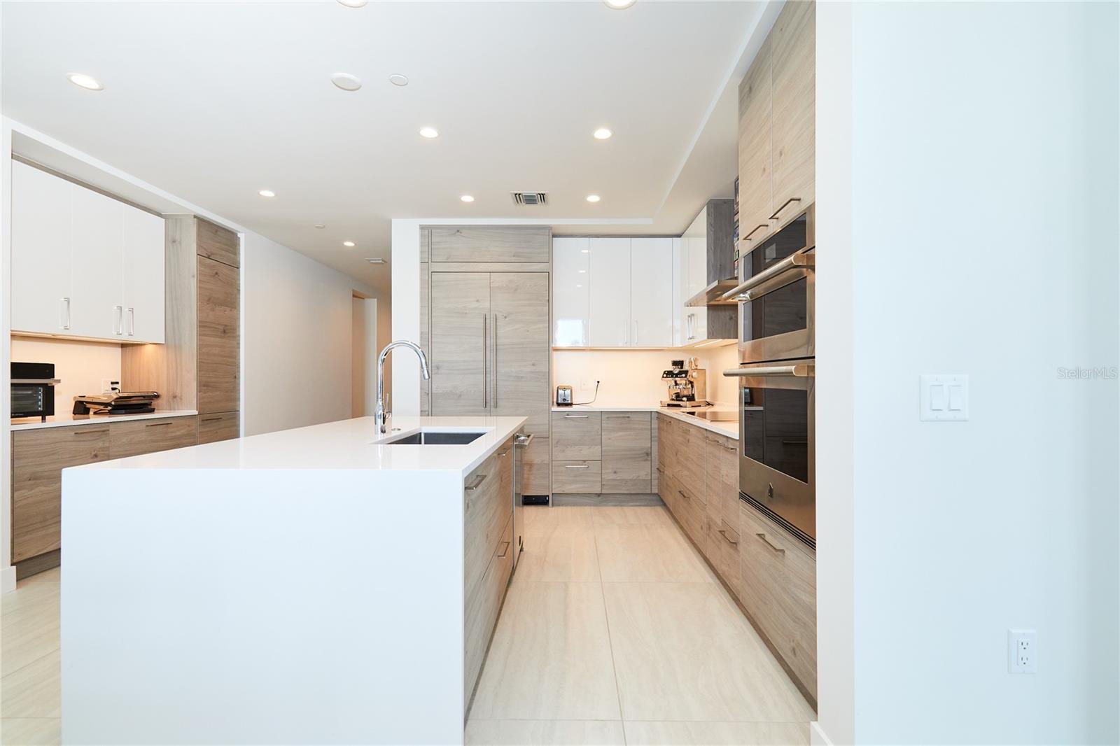 SALTAIRE CONDO - Residential
