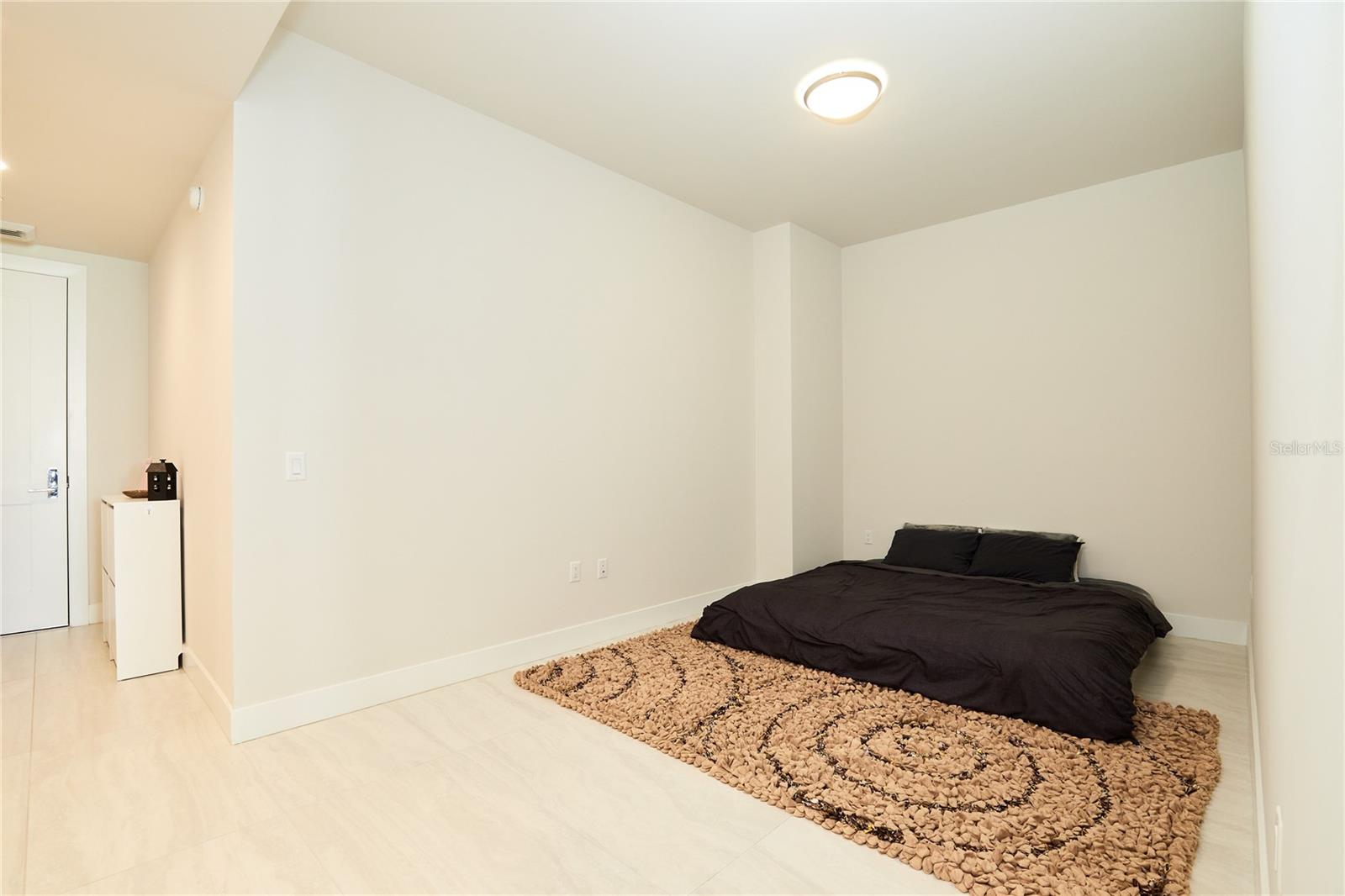 SALTAIRE CONDO - Residential