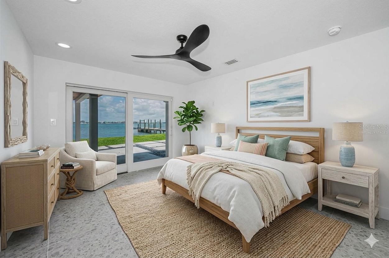BOCA CIEGA ISLE - Residential