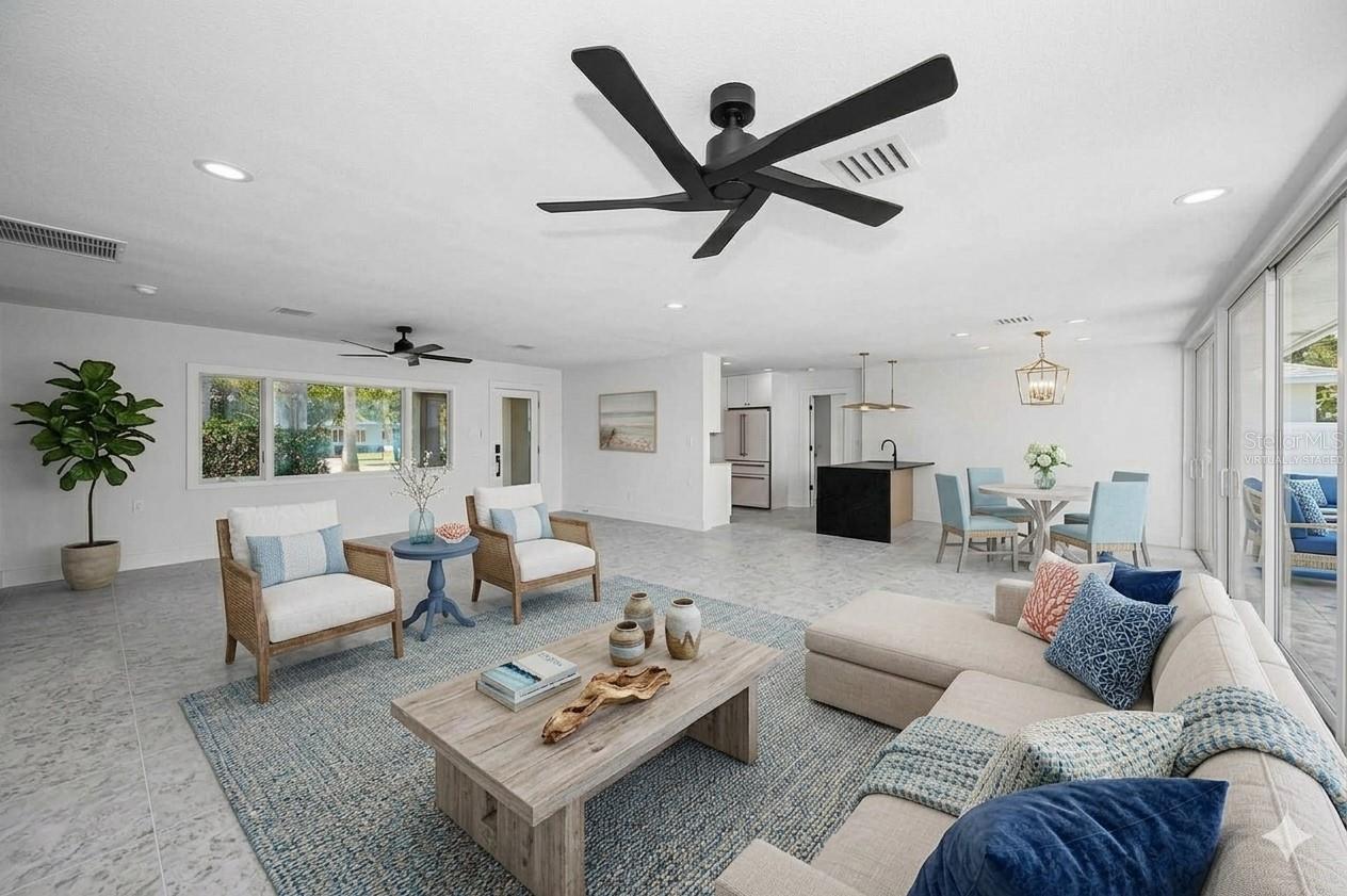 BOCA CIEGA ISLE - Residential