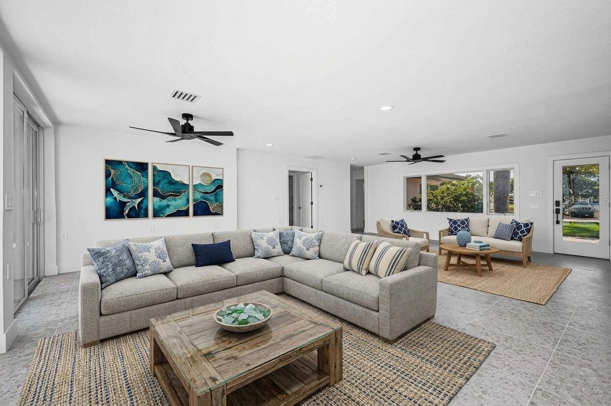 BOCA CIEGA ISLE - Residential