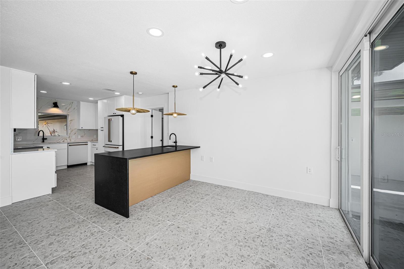 BOCA CIEGA ISLE - Residential