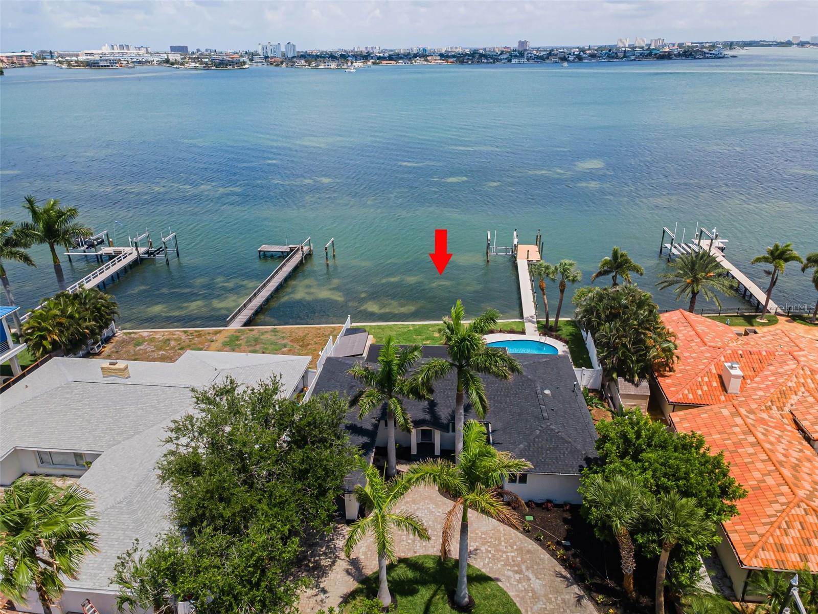 BOCA CIEGA ISLE - Residential