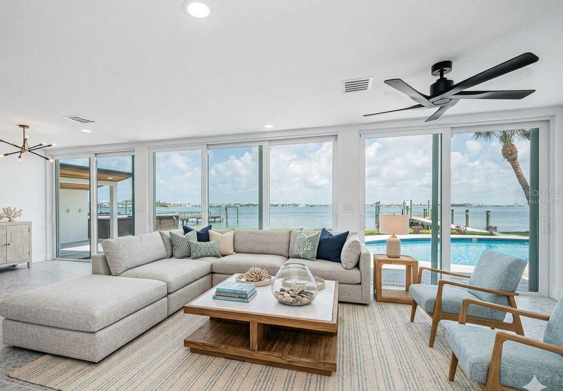 BOCA CIEGA ISLE - Residential