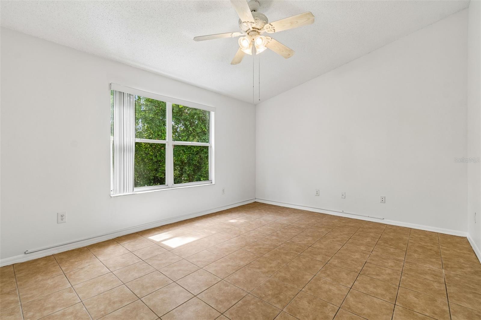 OSPREY RUN TWNHMS PH 2 - Residential Lease