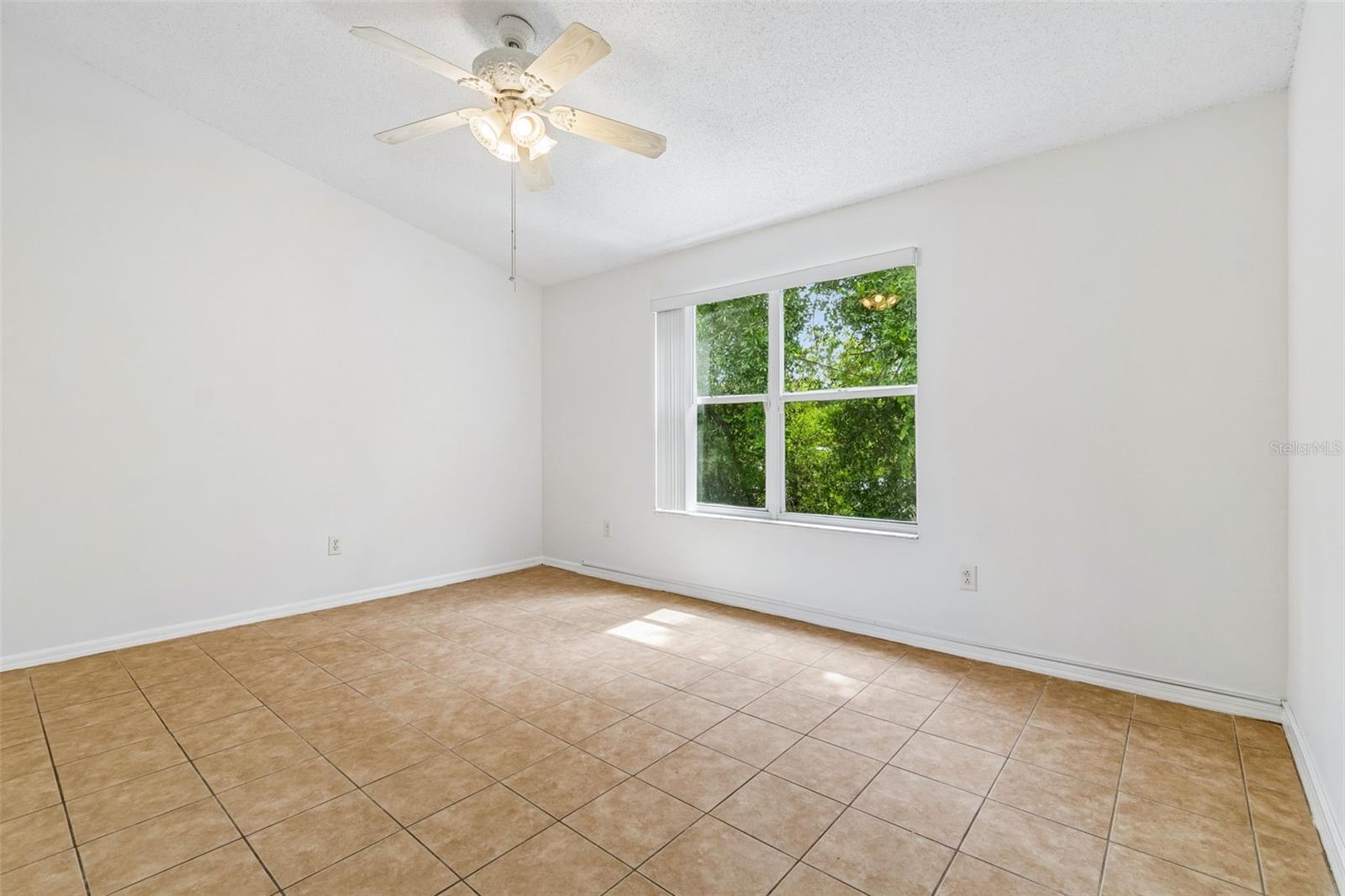 OSPREY RUN TWNHMS PH 2 - Residential Lease