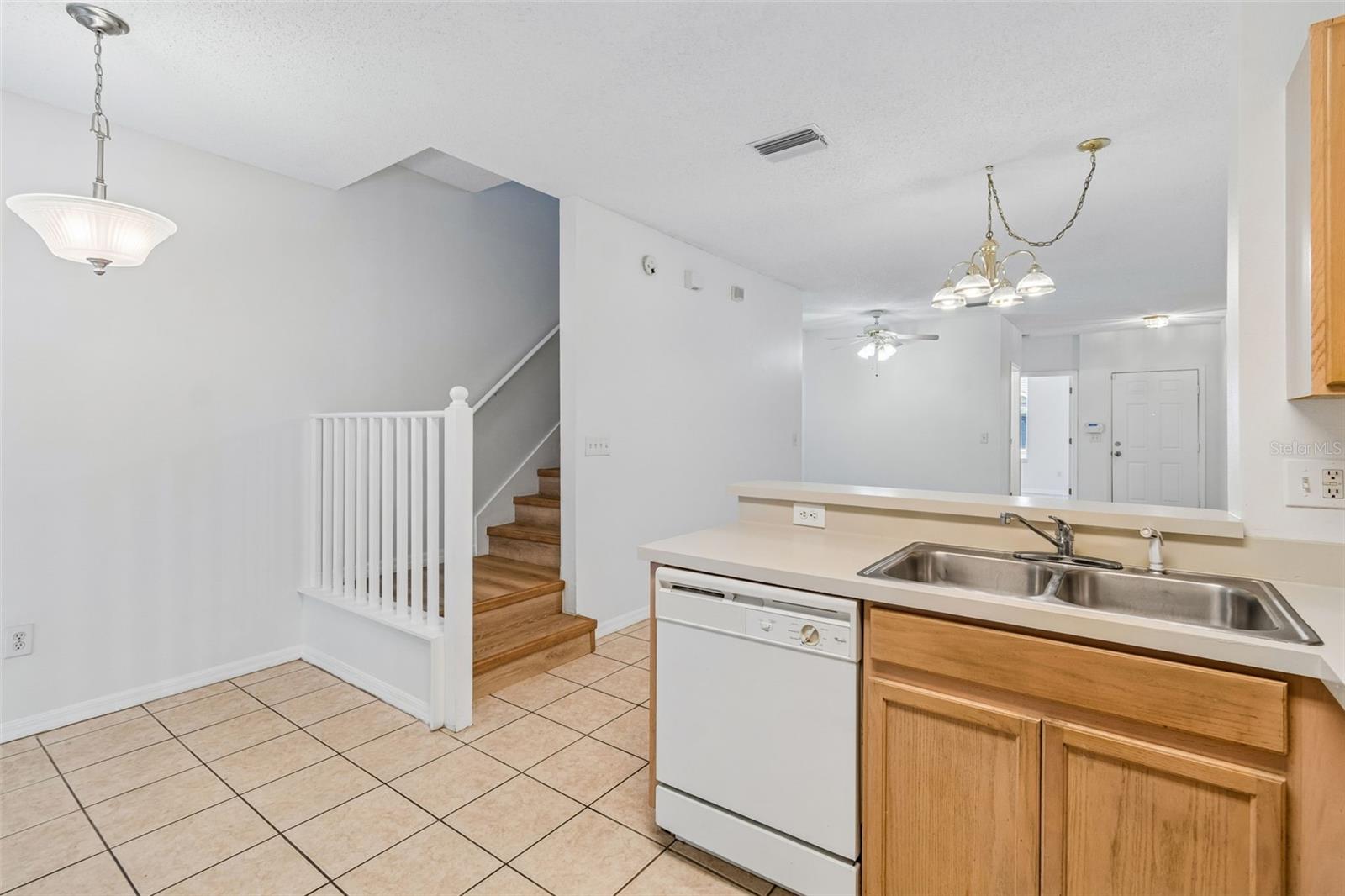 OSPREY RUN TWNHMS PH 2 - Residential Lease