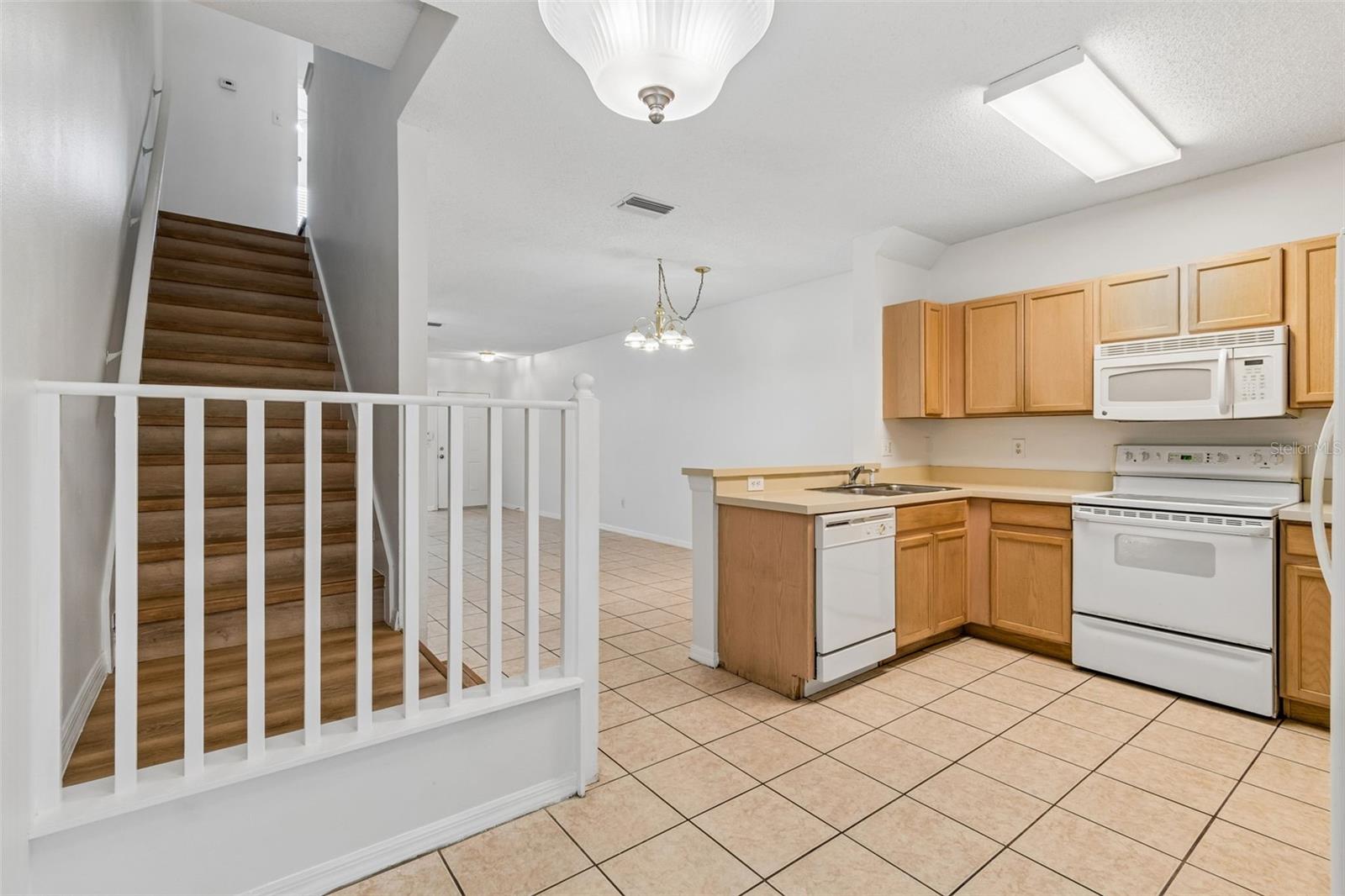 OSPREY RUN TWNHMS PH 2 - Residential Lease
