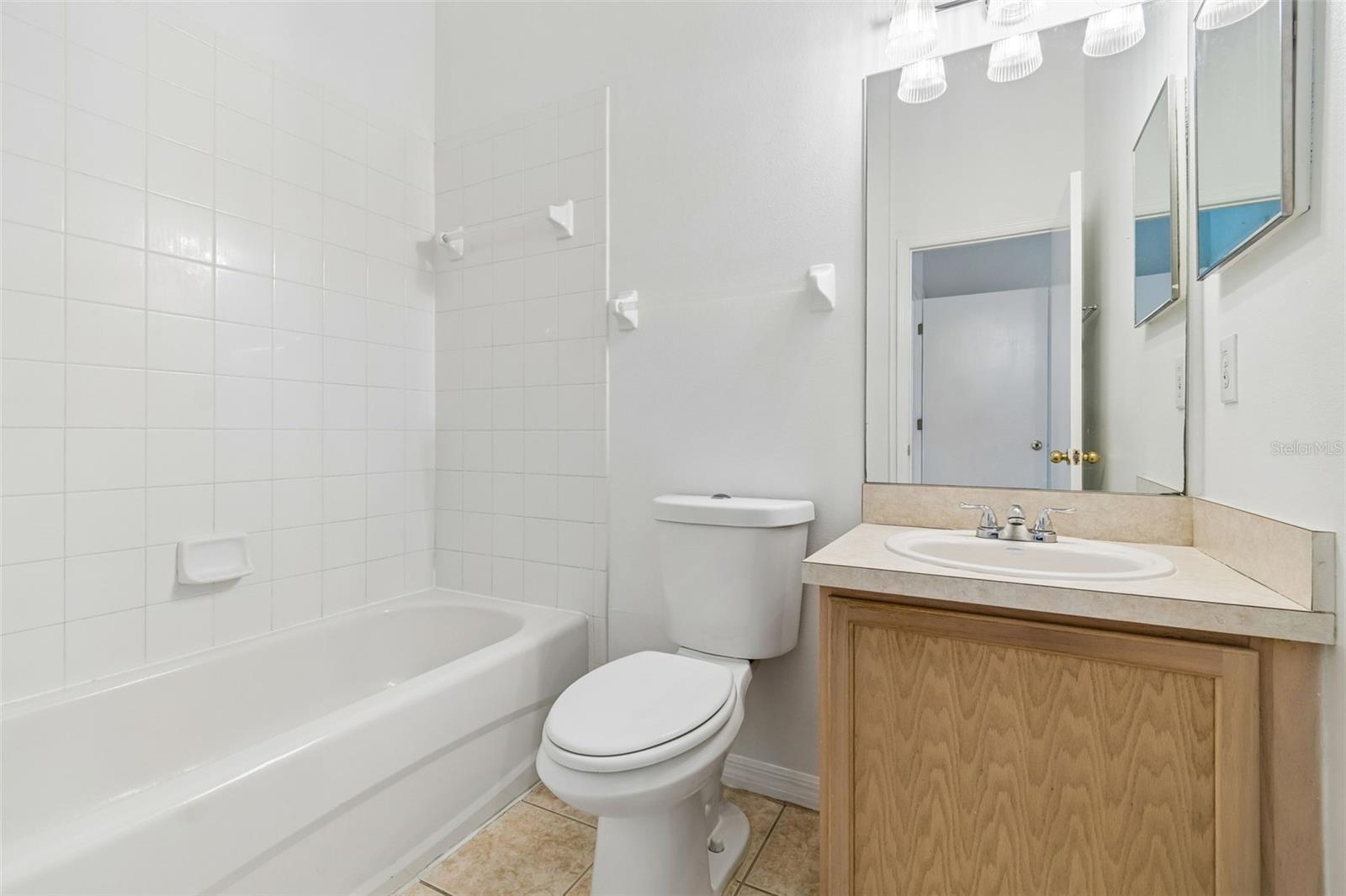 OSPREY RUN TWNHMS PH 2 - Residential Lease
