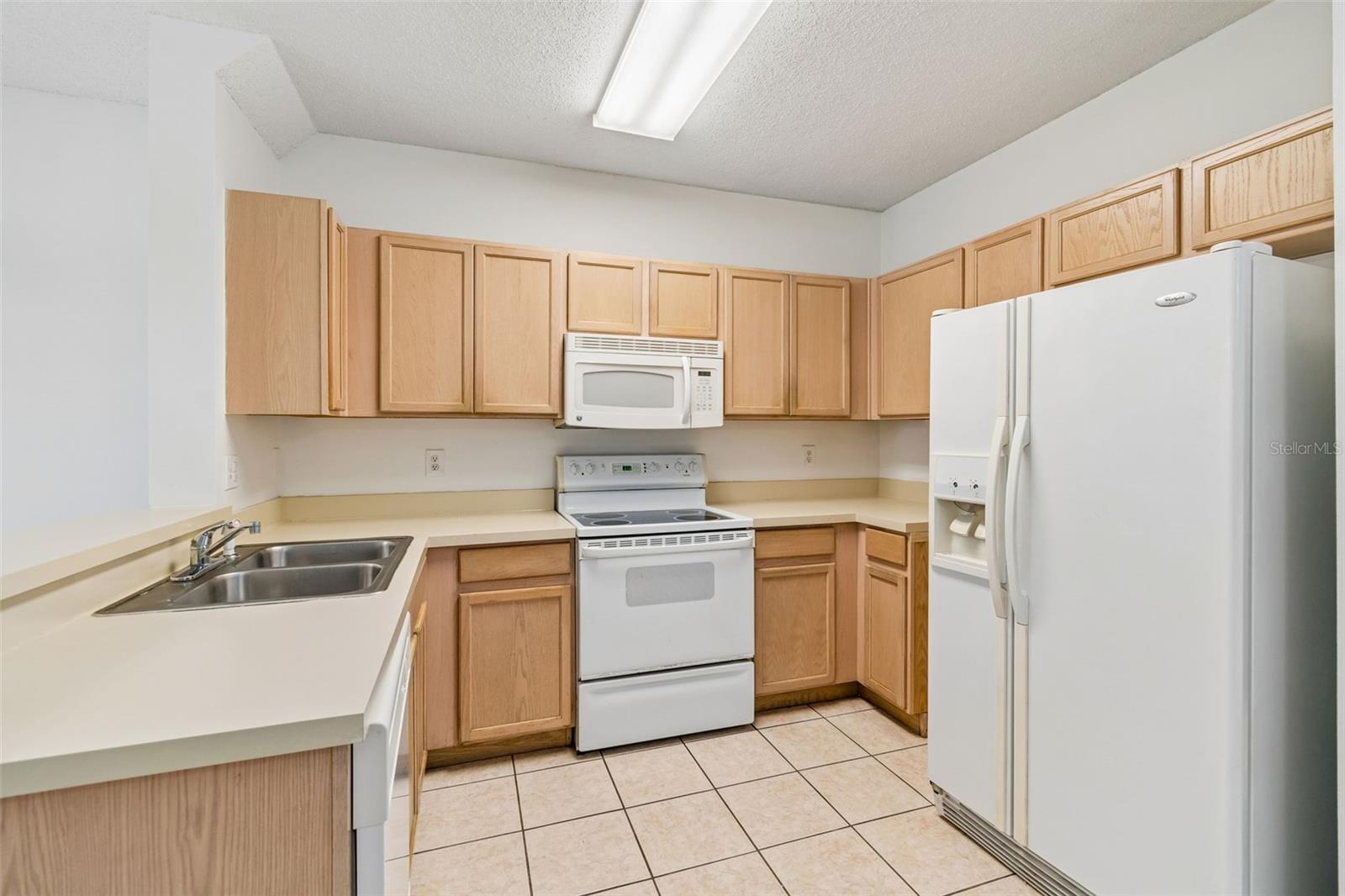 OSPREY RUN TWNHMS PH 2 - Residential Lease