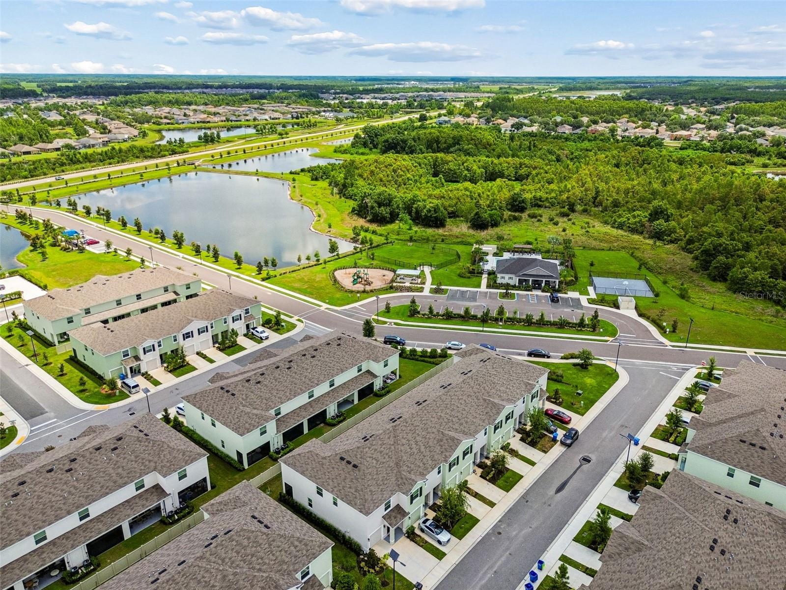 OSPREY RUN TWNHMS PH 2 - Residential Lease