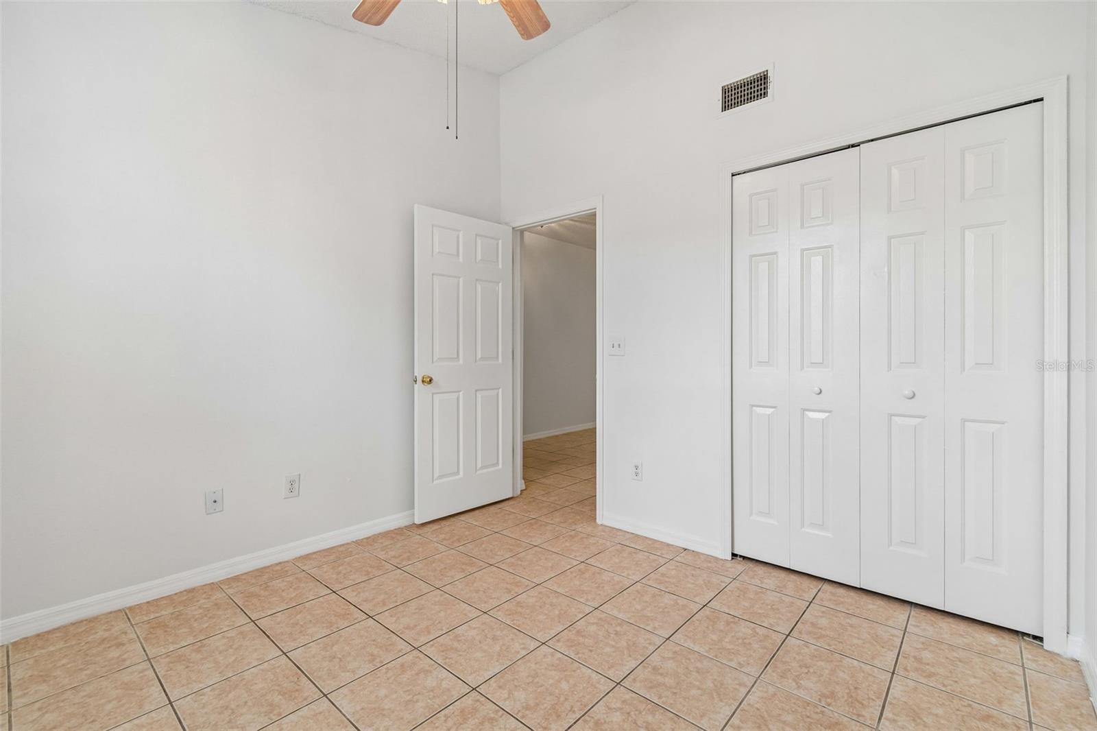 OSPREY RUN TWNHMS PH 2 - Residential Lease