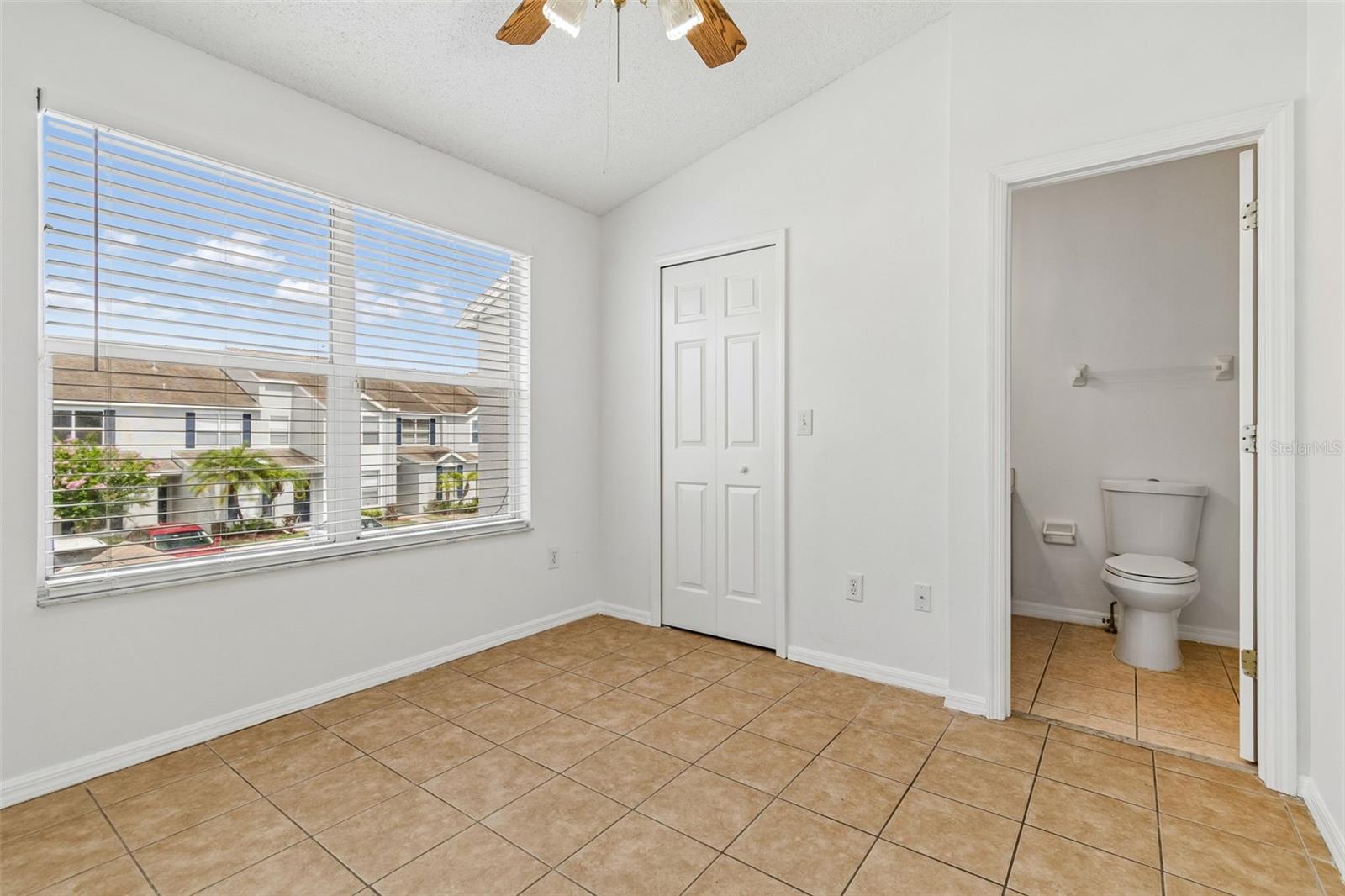OSPREY RUN TWNHMS PH 2 - Residential Lease