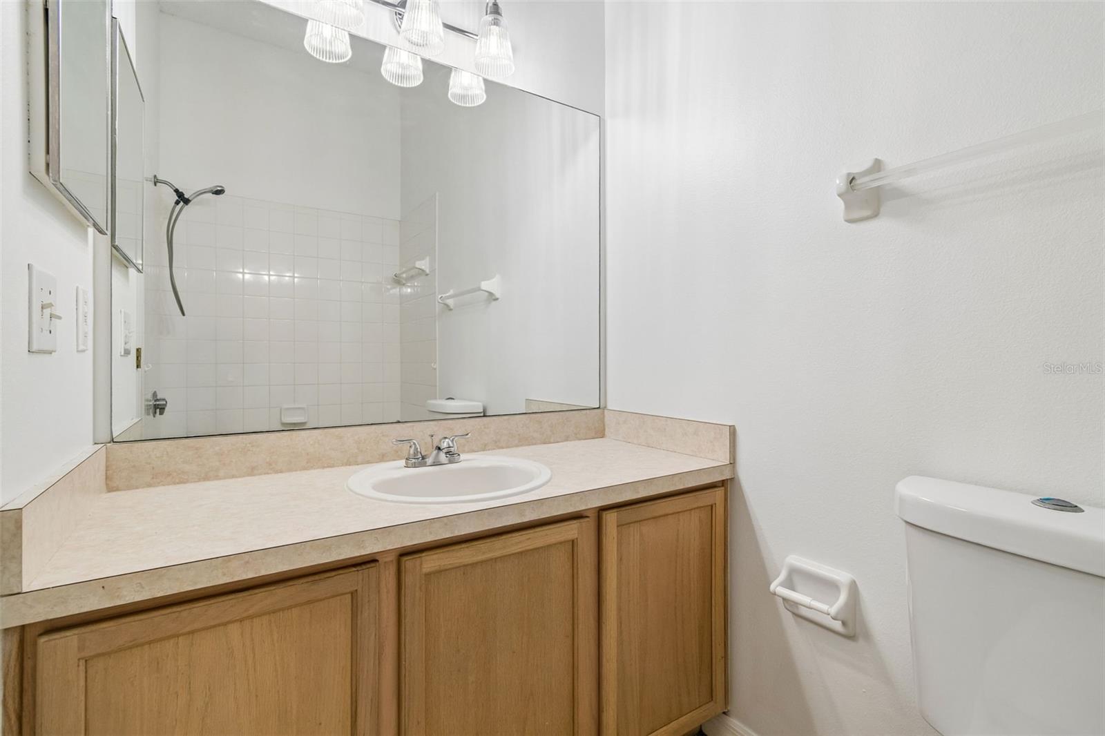 OSPREY RUN TWNHMS PH 2 - Residential Lease