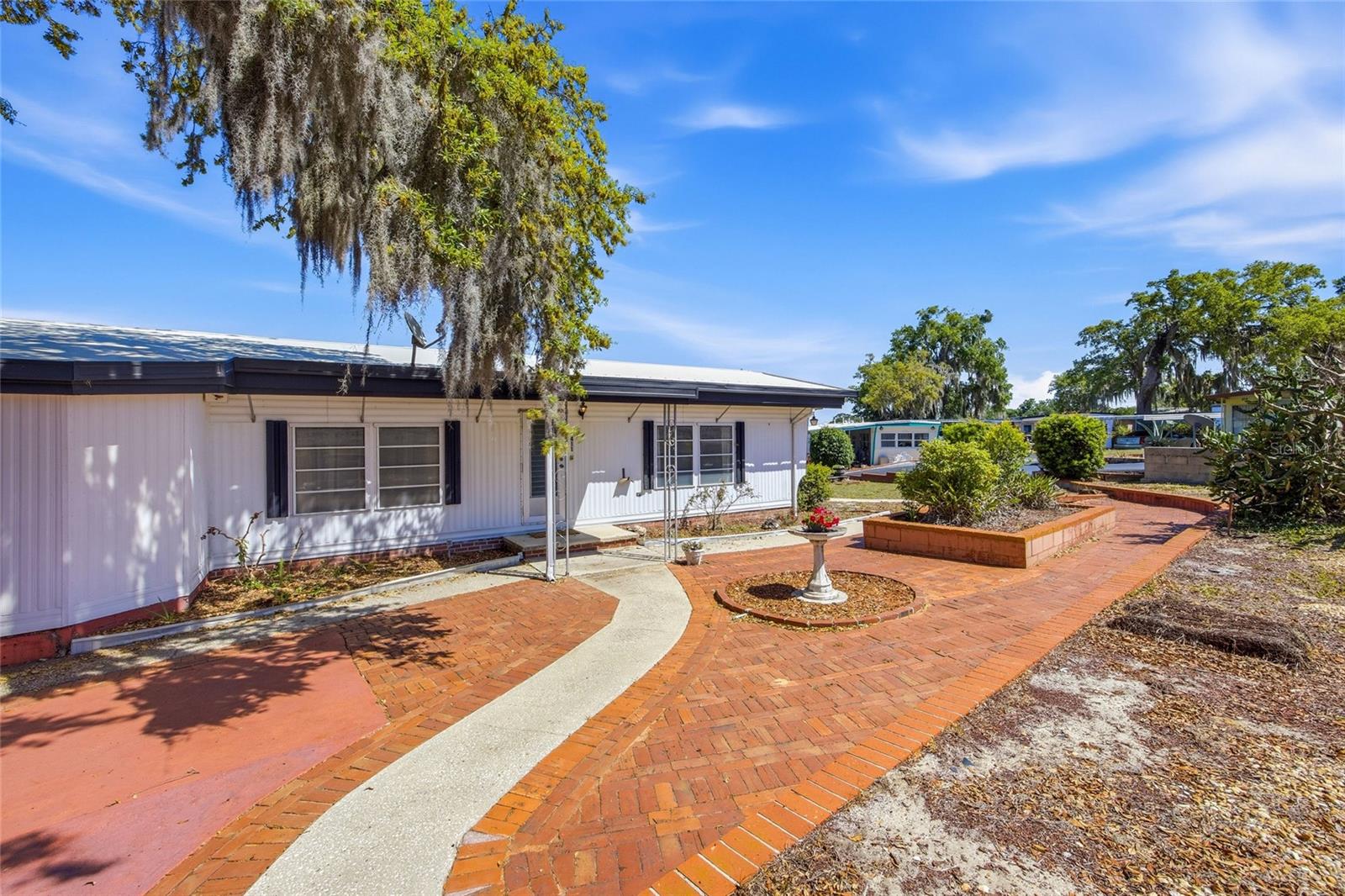 GRIFFWOOD CO-OP - Residential