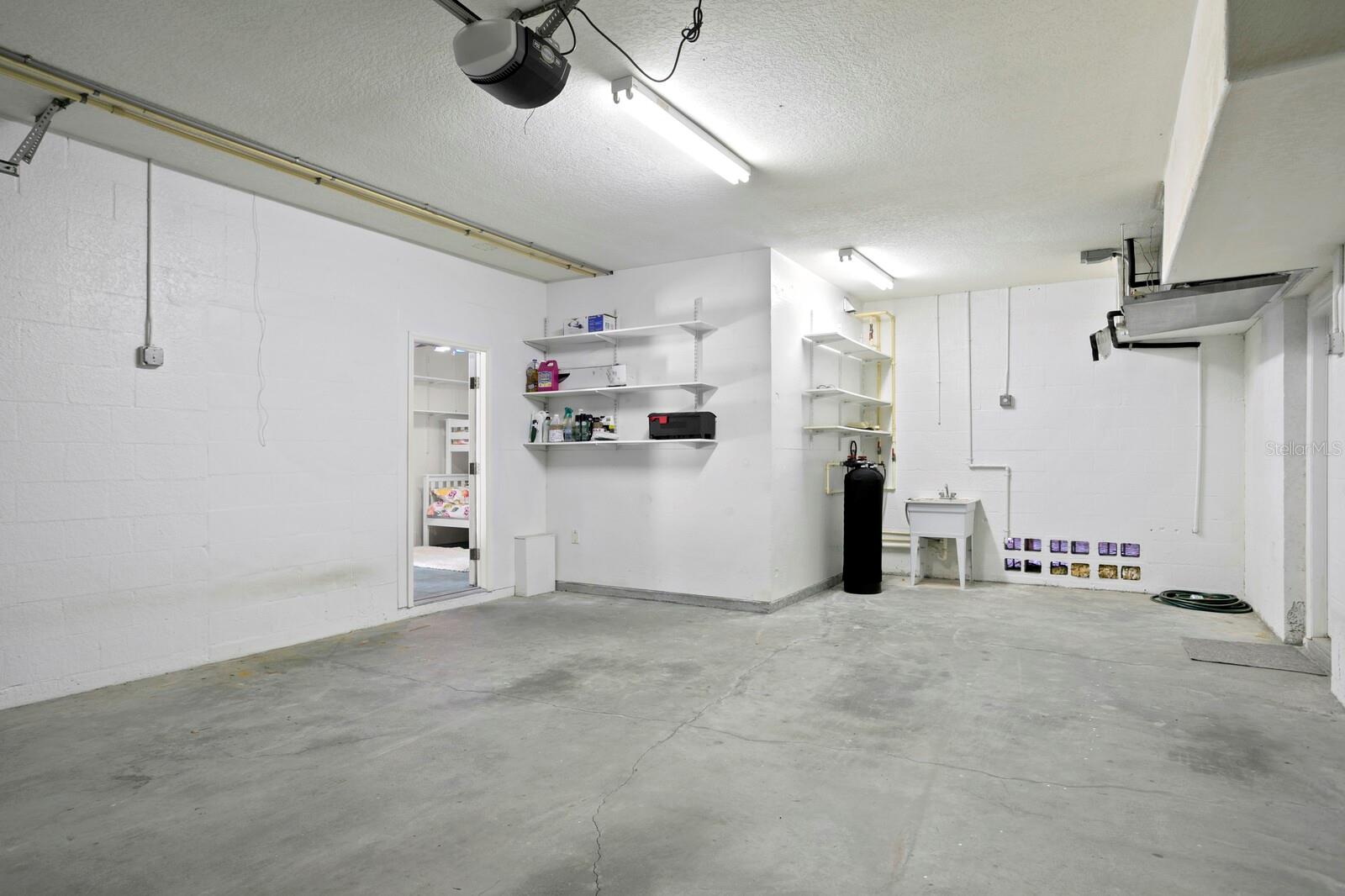MELDAMARO SUB - Residential