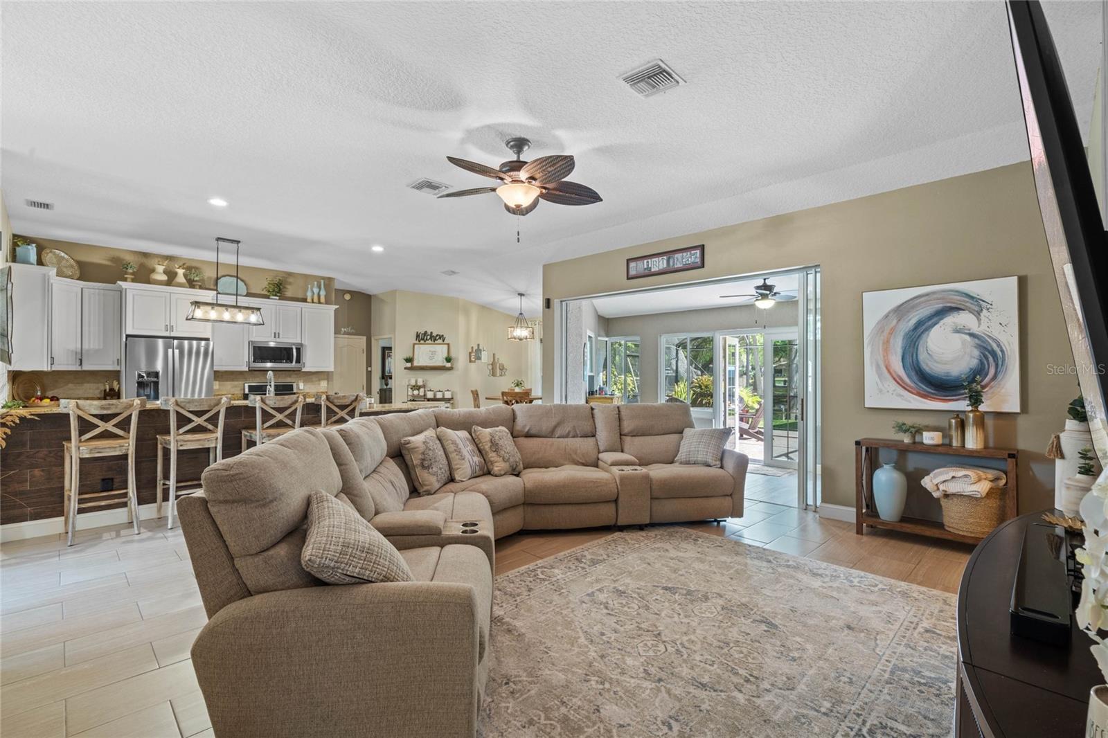 MONTCLAIR PH I - Residential