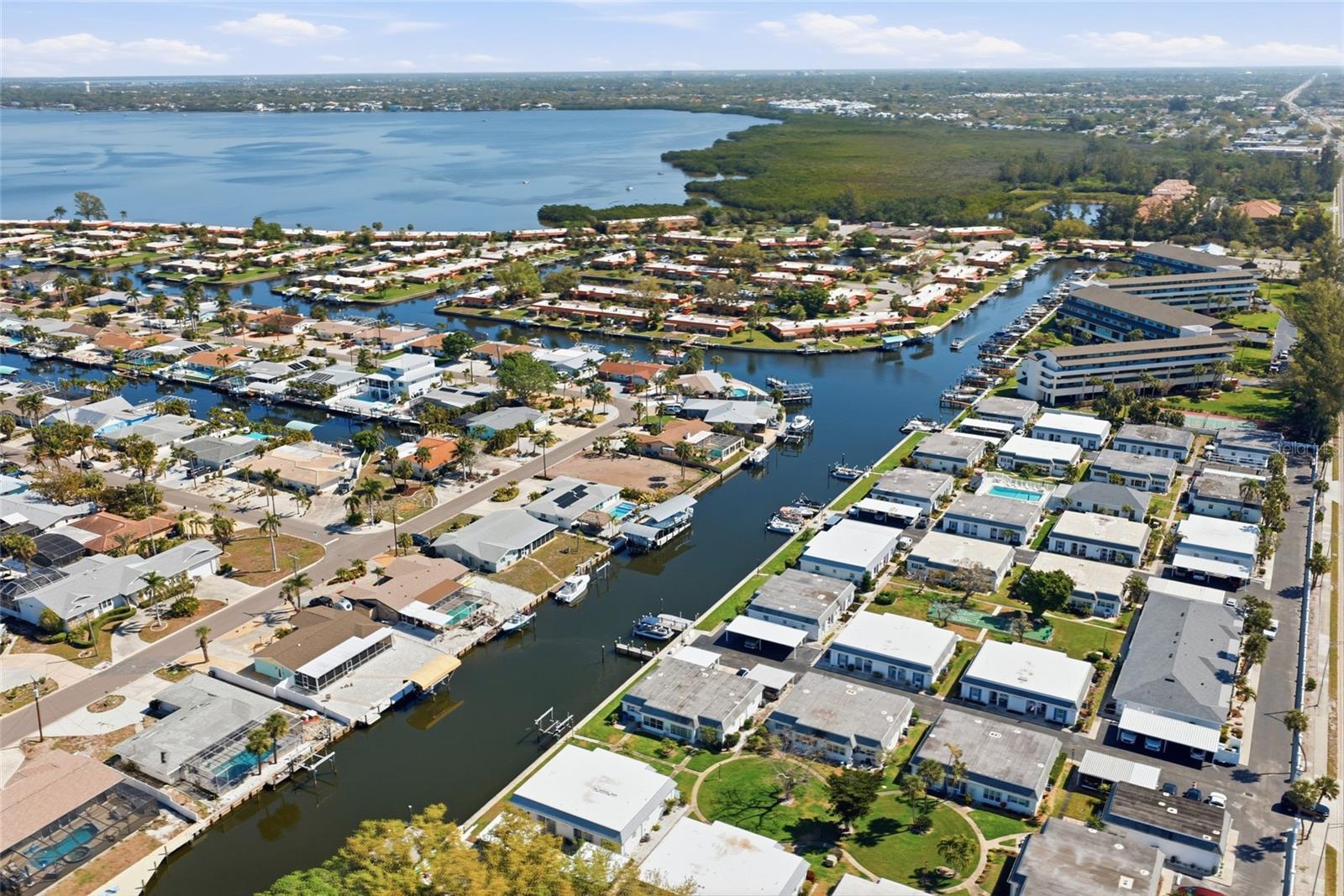 CASCO DORADO - Residential