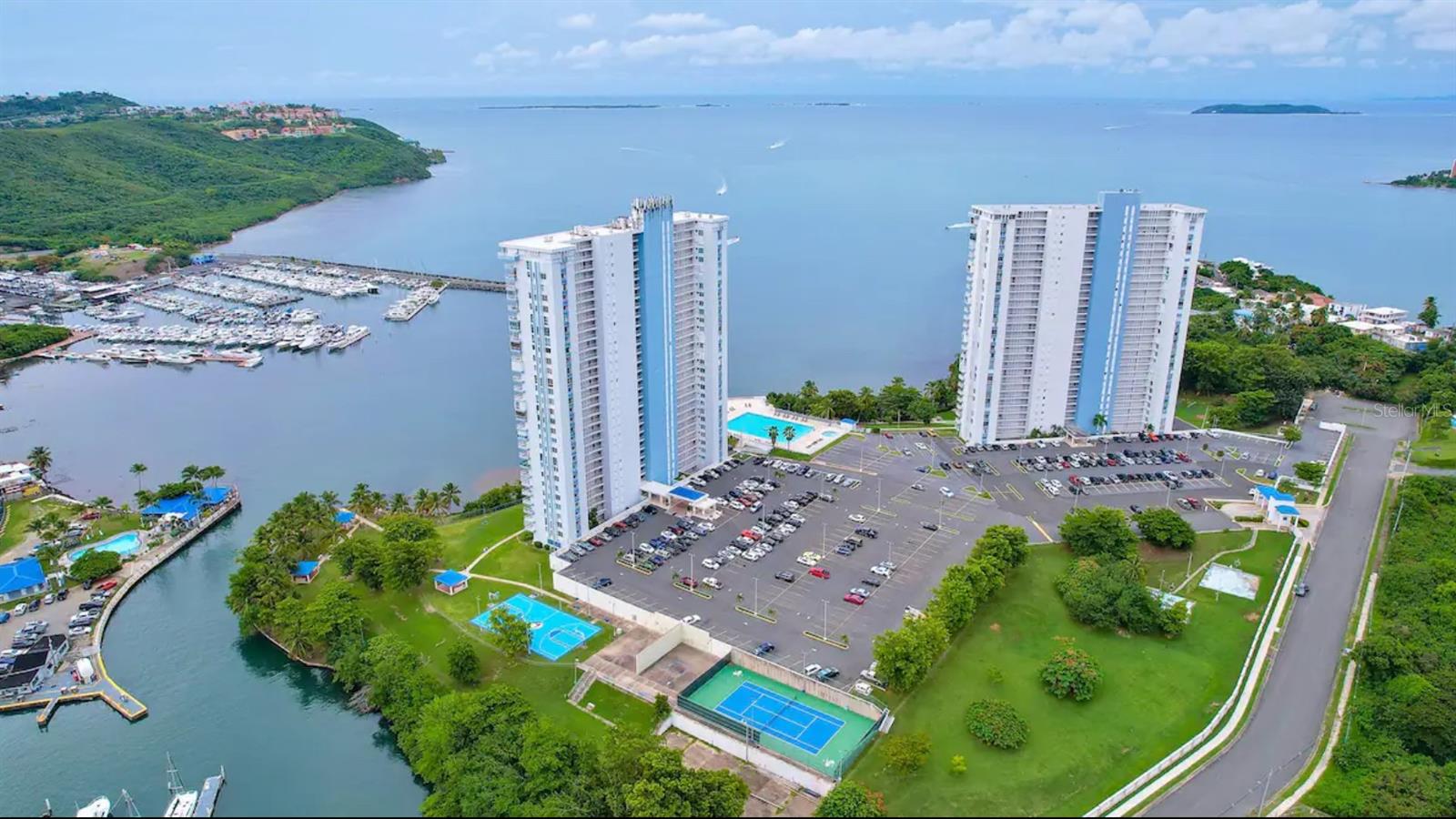 CONDOMINIO DOS MARINAS II - Residential