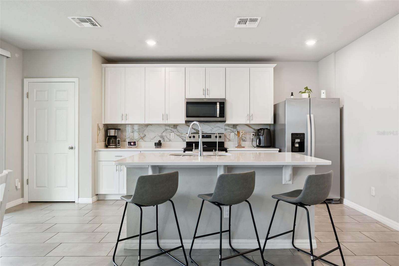 SILVER SPRINGS - Residential