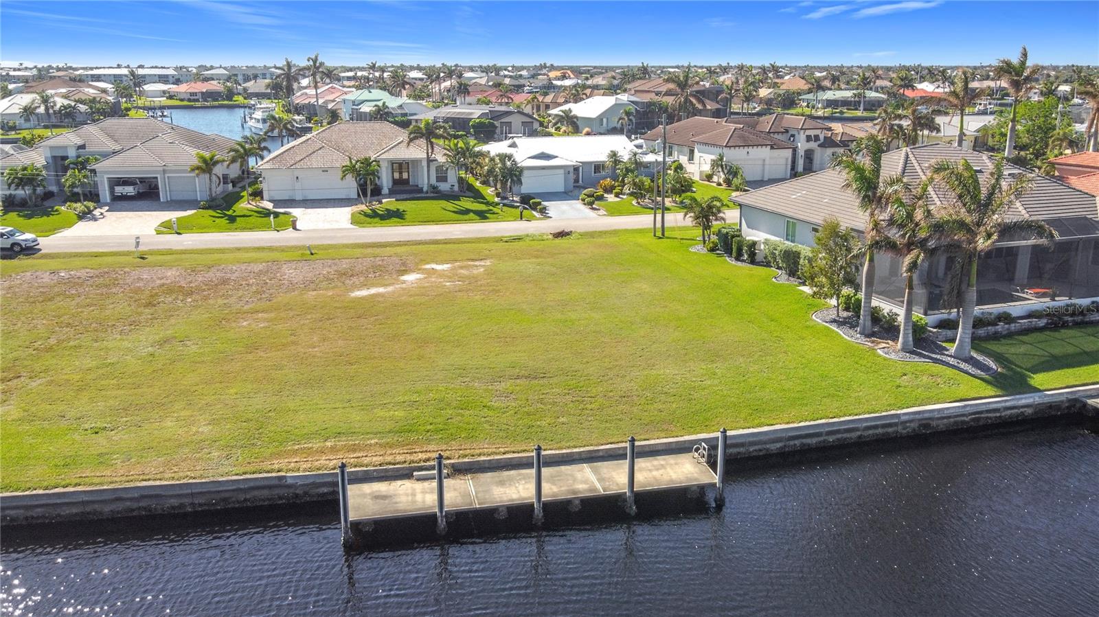 PUNTA GORDA ISLES SEC 14 - Land