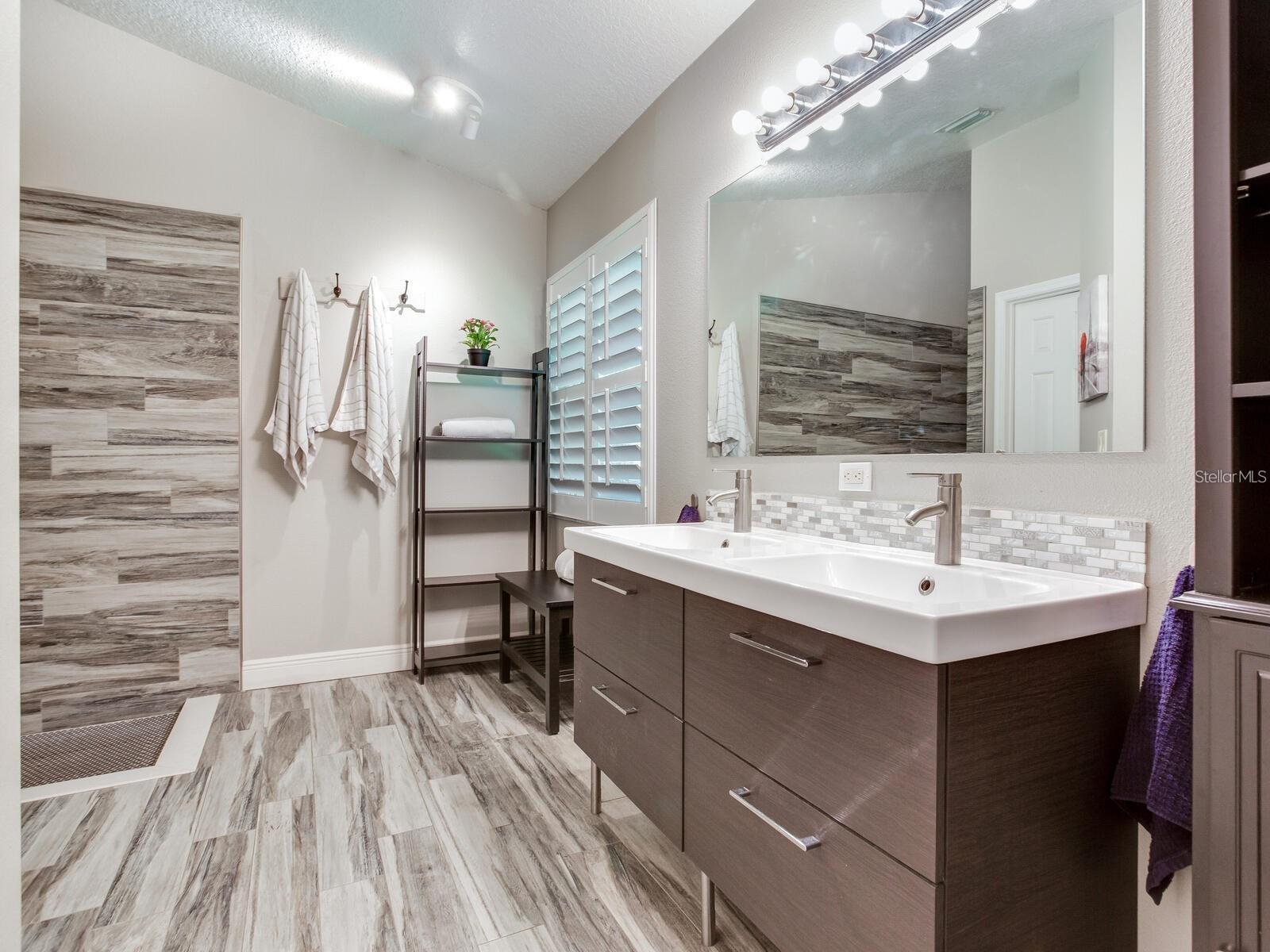 WESTWOOD LAKES PH 1B - Residential