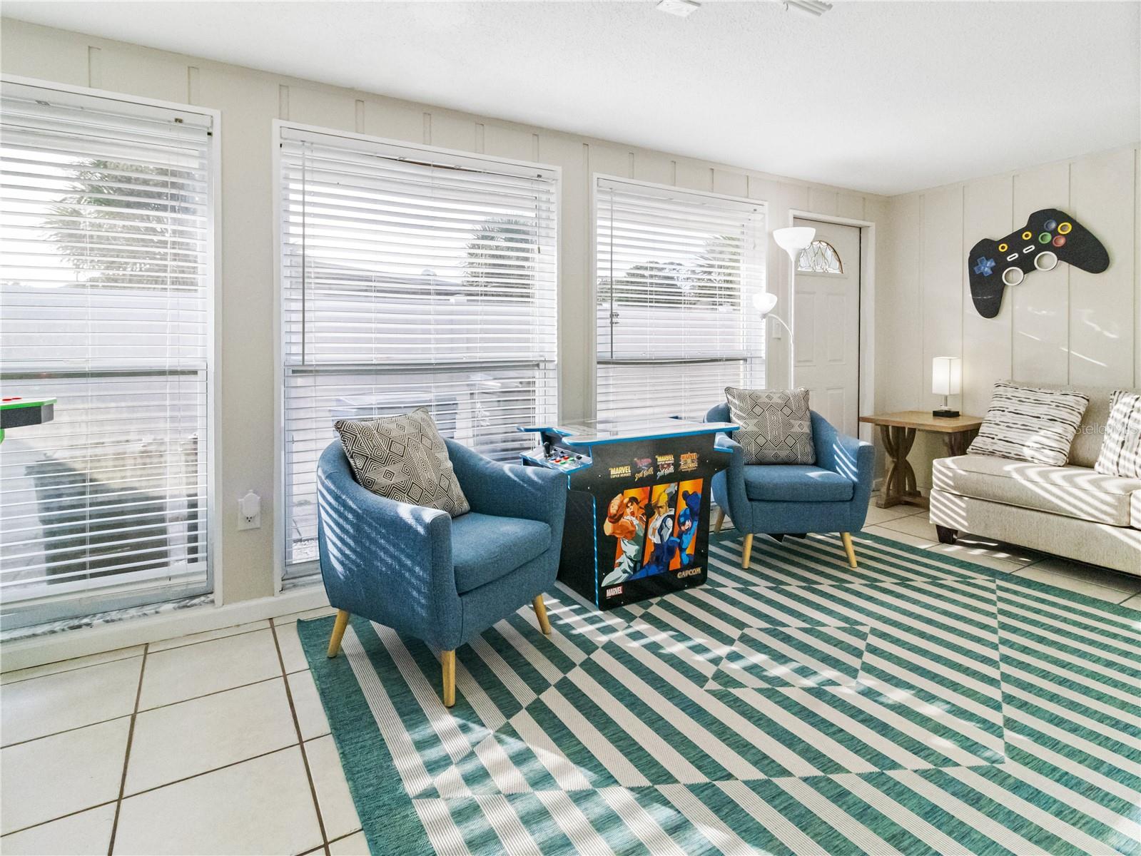 CAPE VISTA FIRST UNIT - Residential