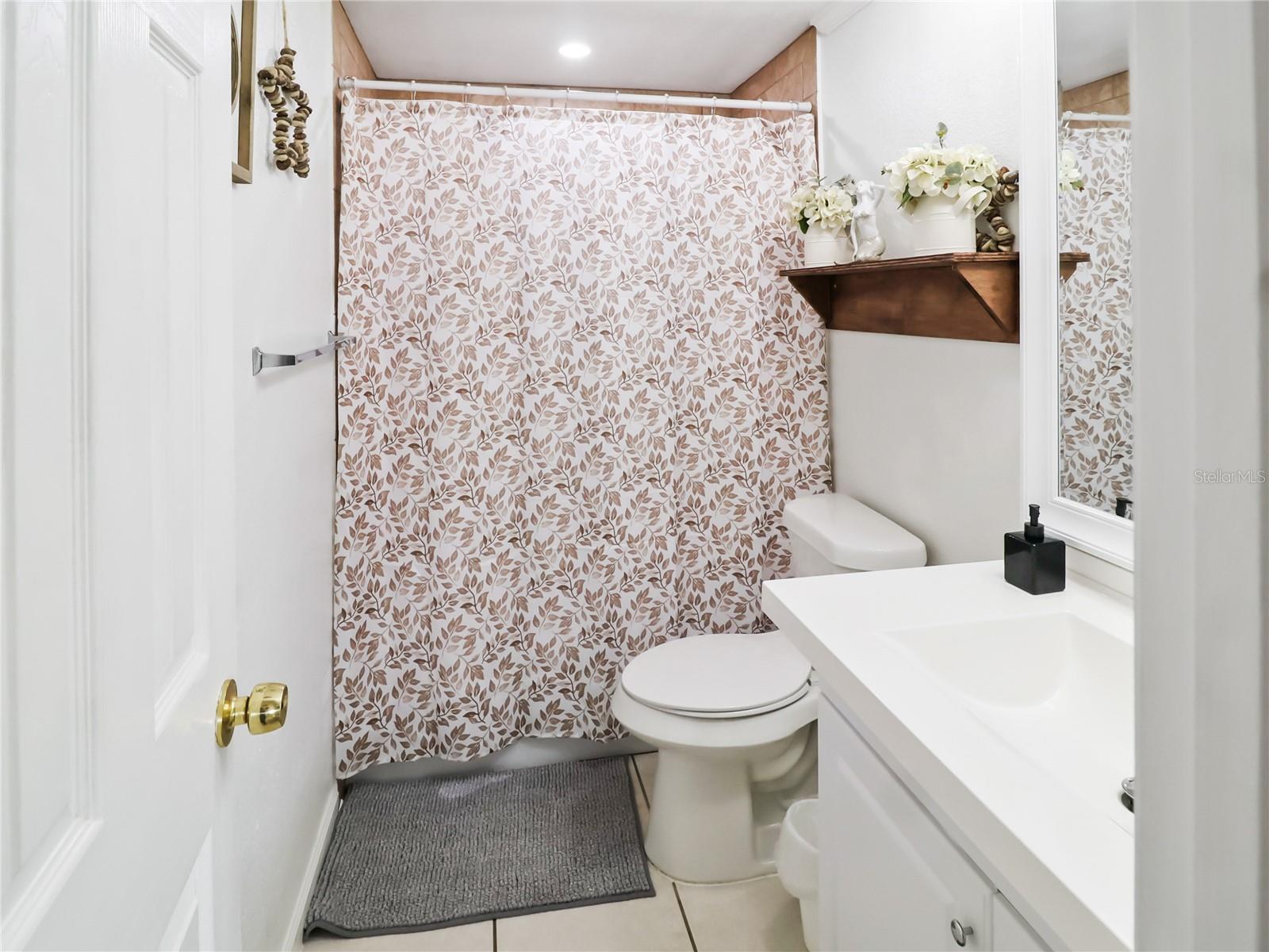 CAPE VISTA FIRST UNIT - Residential