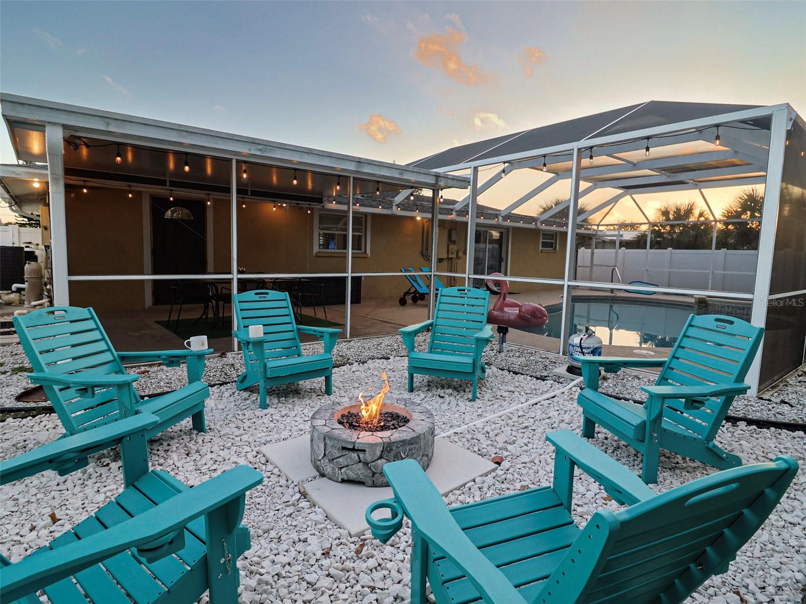CAPE VISTA FIRST UNIT - Residential