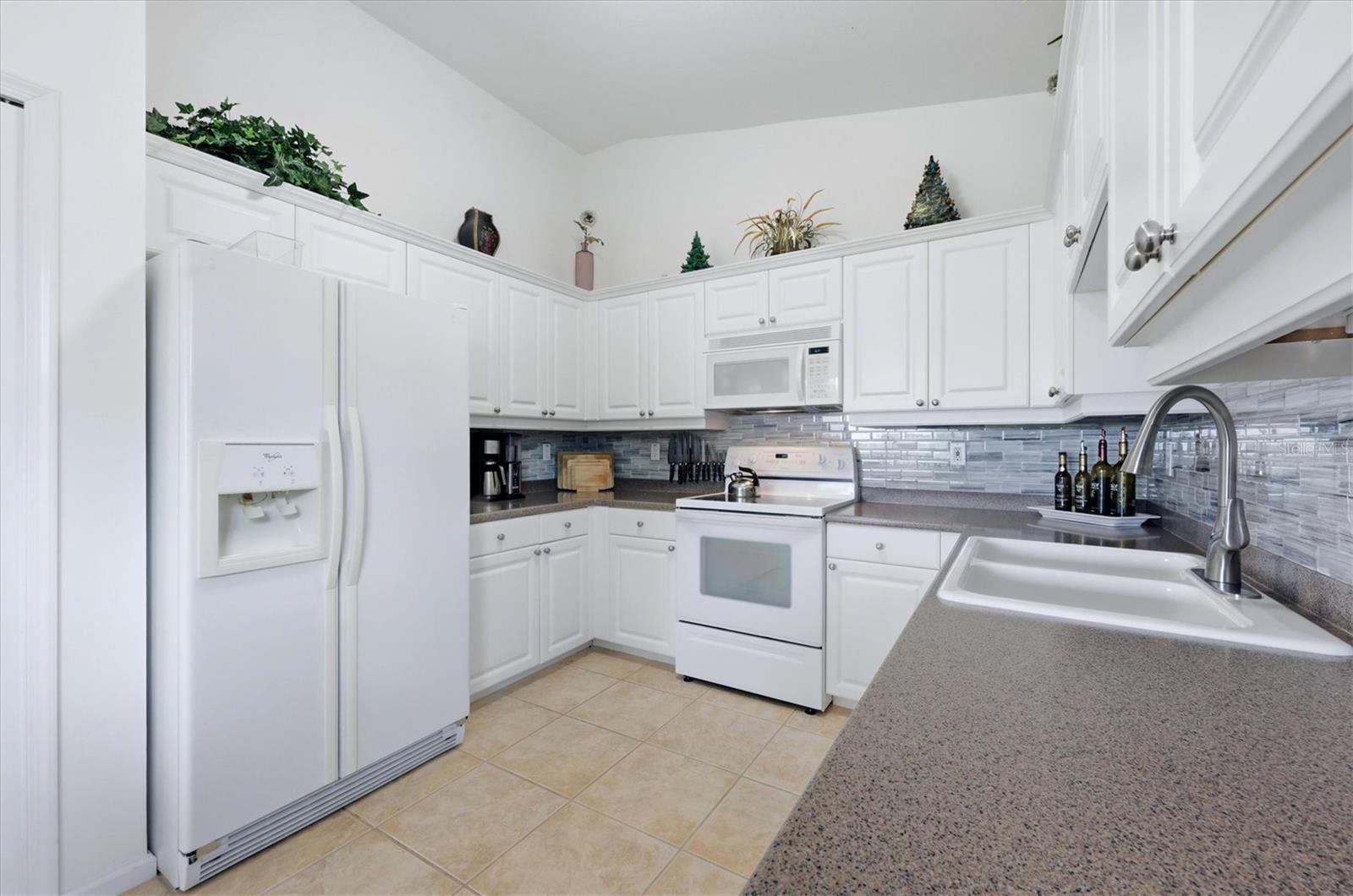 GRAND VISTA AT RIVERWOOD PH - Residential