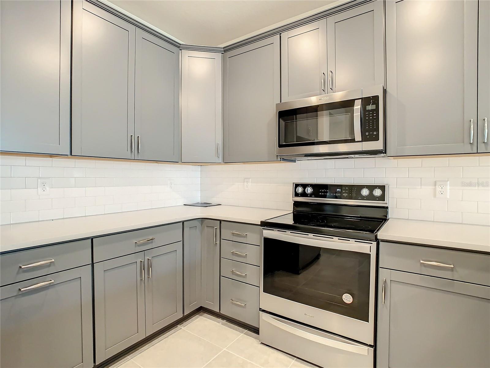 ISLES/LK NONA PH 3B - Residential Lease