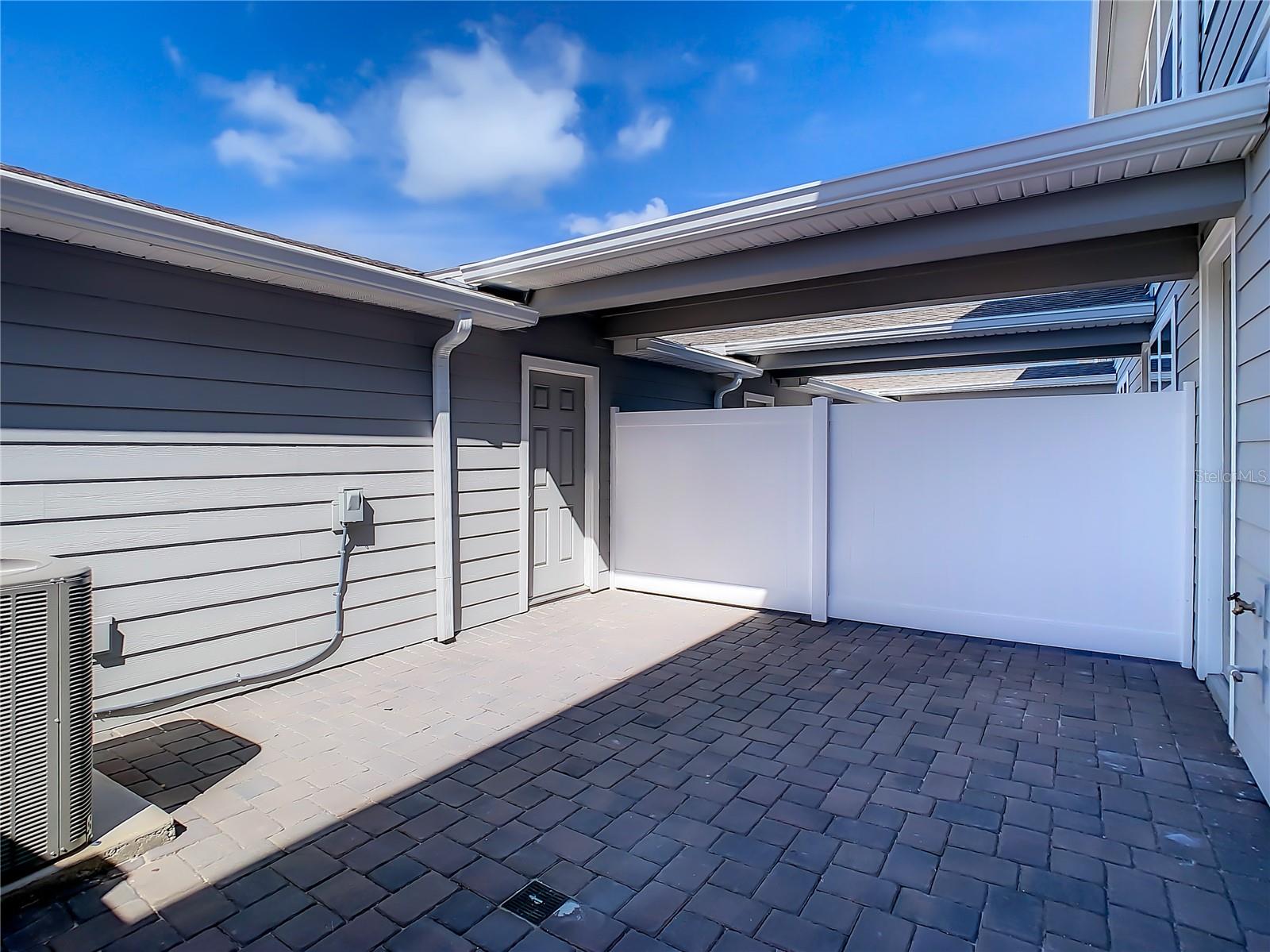 ISLES/LK NONA PH 3B - Residential Lease