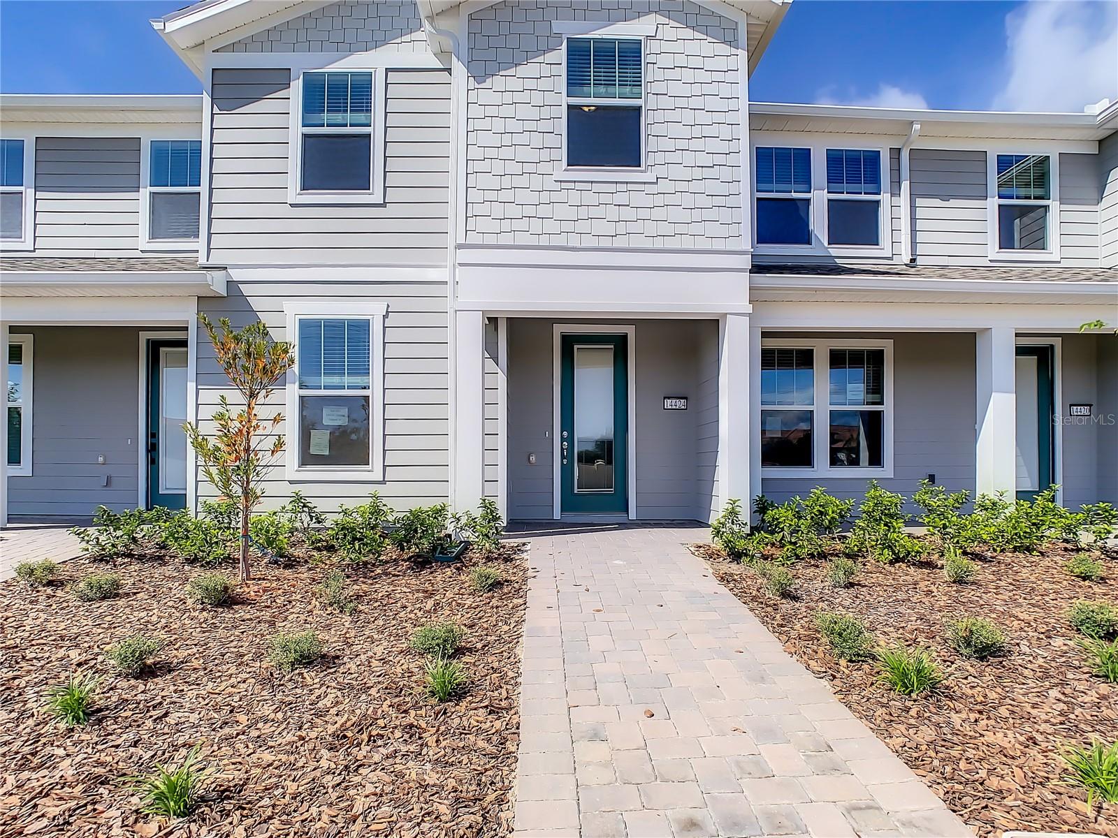 ISLES/LK NONA PH 3B - Residential Lease