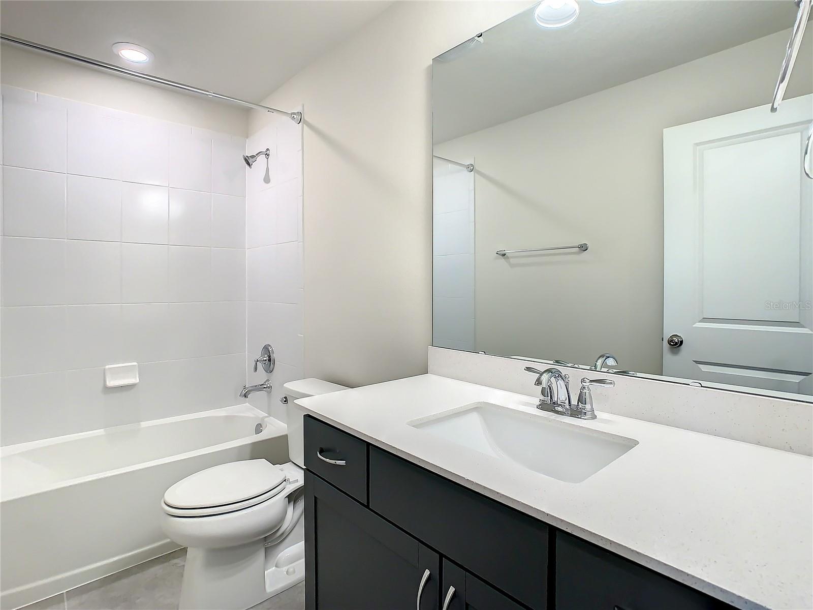 ISLES/LK NONA PH 3B - Residential Lease