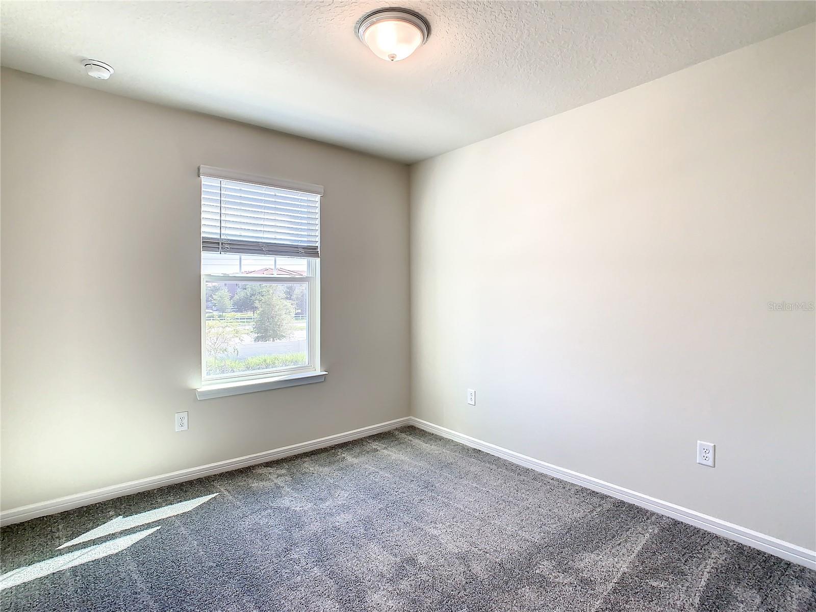 ISLES/LK NONA PH 3B - Residential Lease