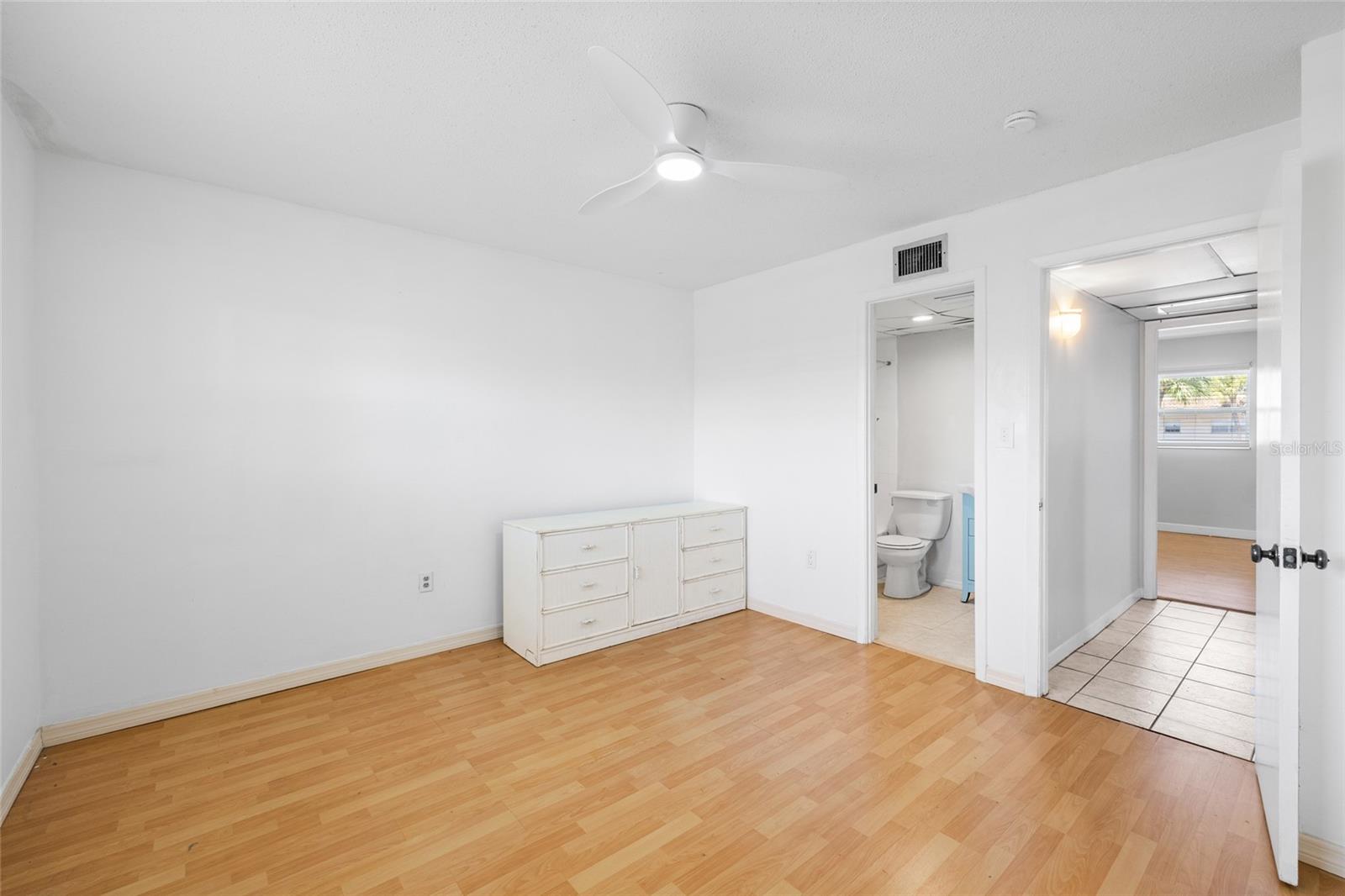 SABAL PALM GARDENS PH I - Residential