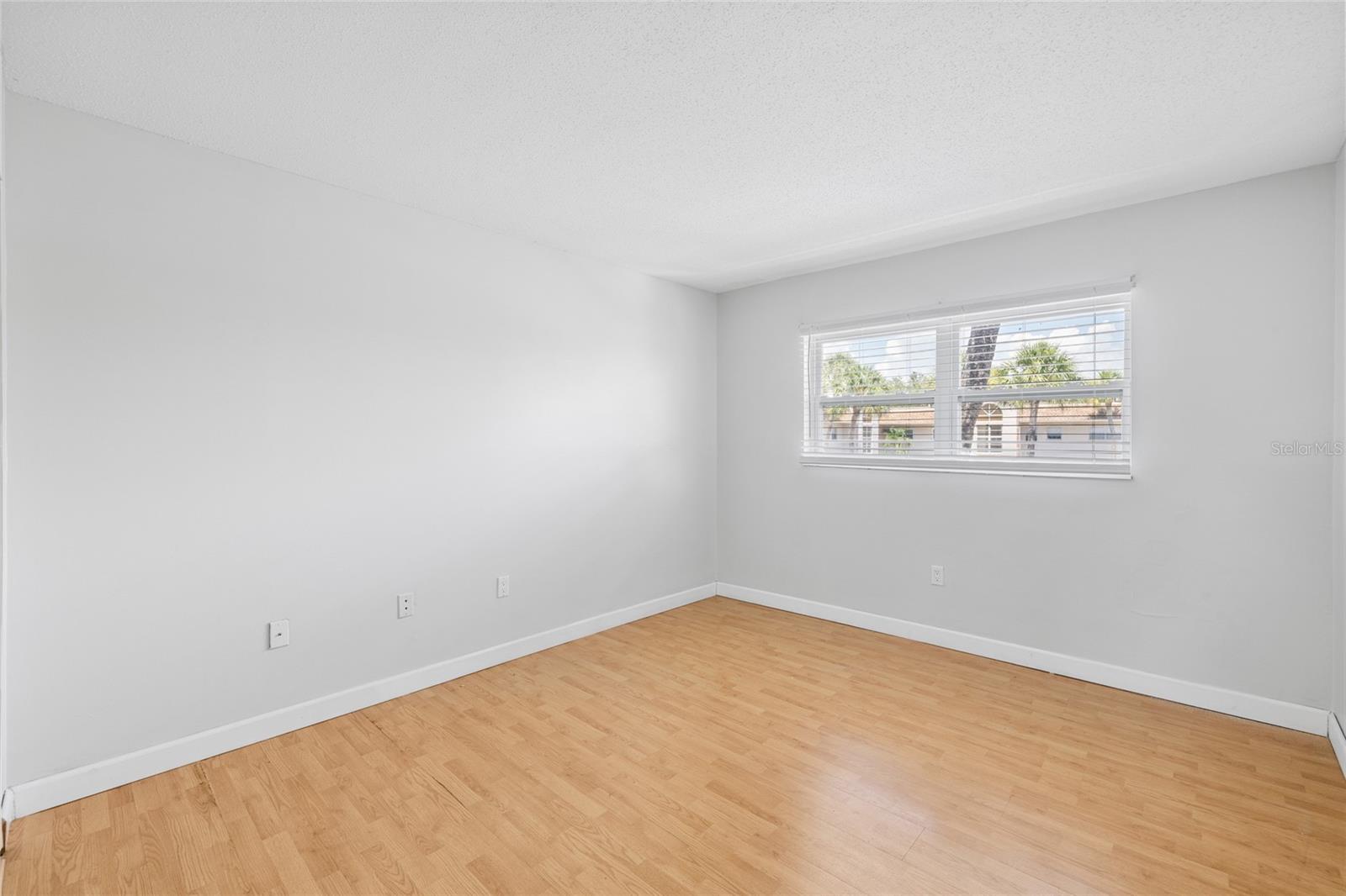 SABAL PALM GARDENS PH I - Residential