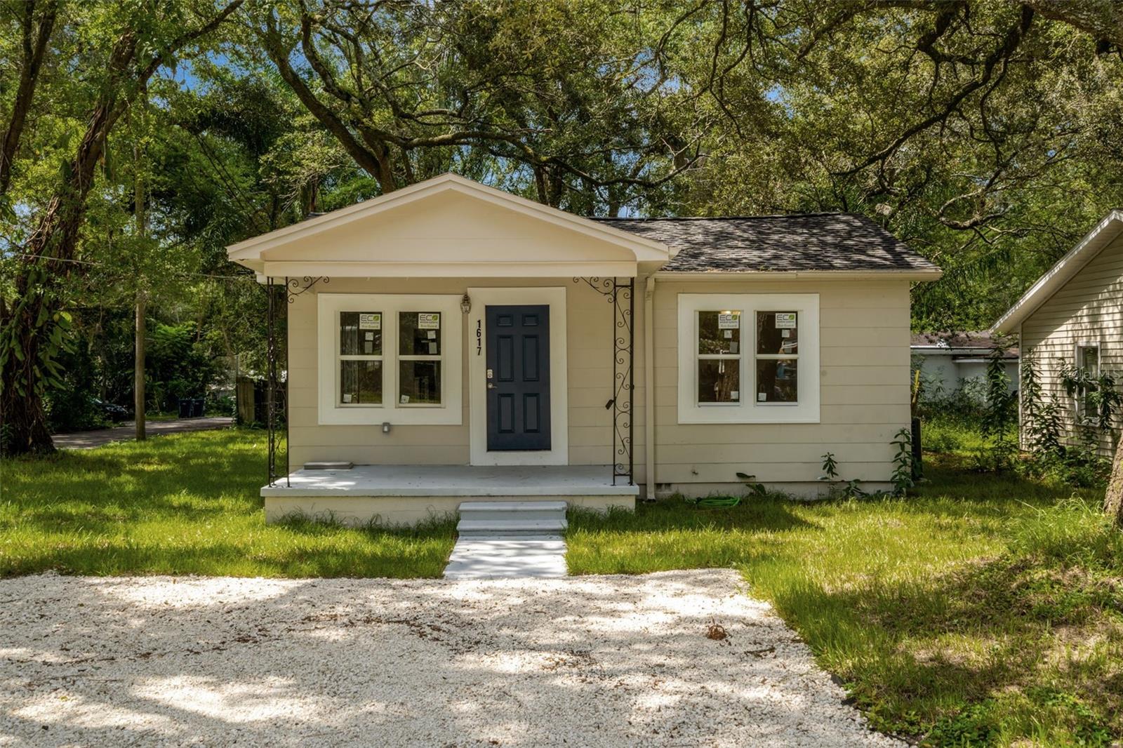 FERN CLIFF - Residential