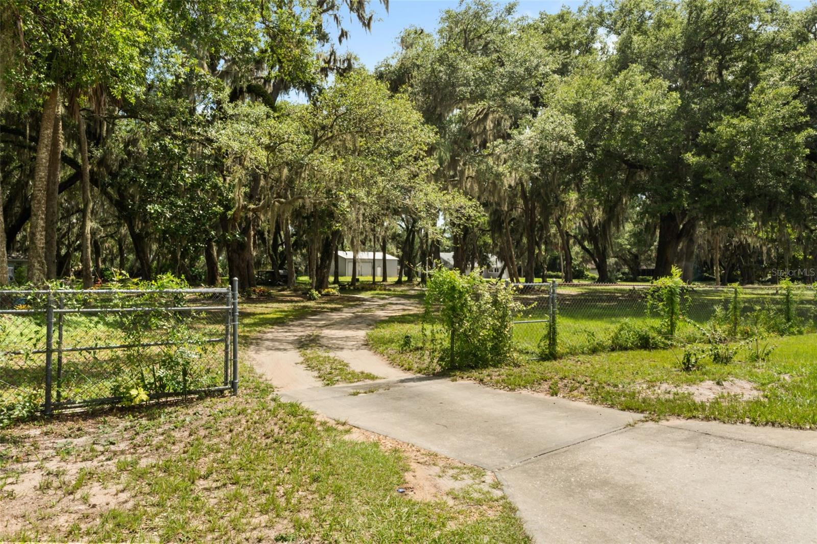 JACKSONS RIVER COUNTRY ESTATES - Residential