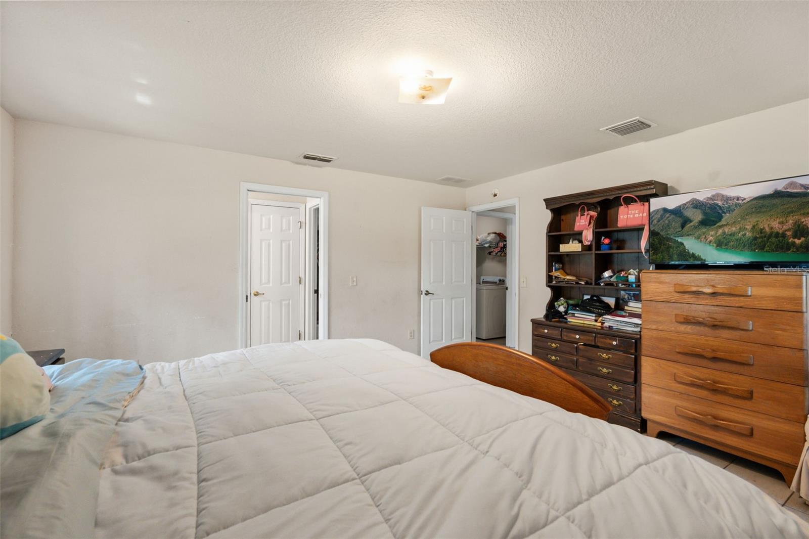 JACKSONS RIVER COUNTRY ESTATES - Residential