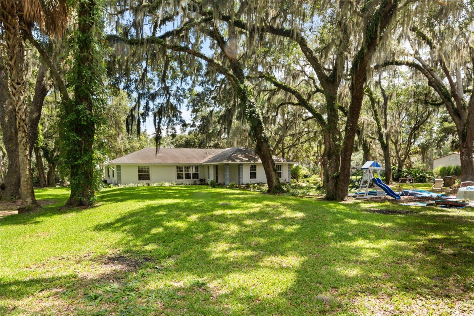 JACKSONS RIVER COUNTRY ESTATES - Residential