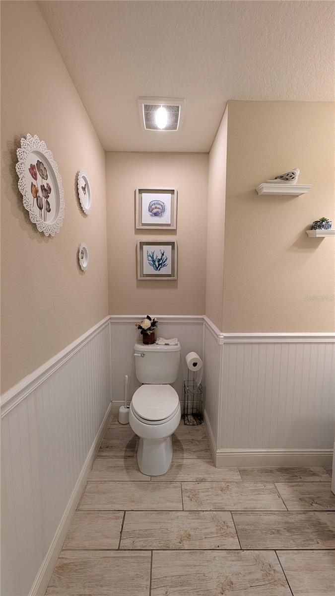 STARKEY RANCH VILLAGE 2 PH 2B - Residential Lease