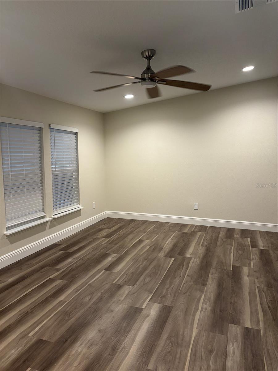 ACREAGE & UNREC - Residential Lease