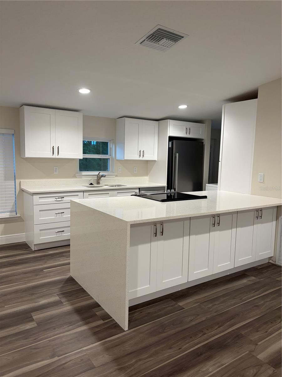 ACREAGE & UNREC - Residential Lease
