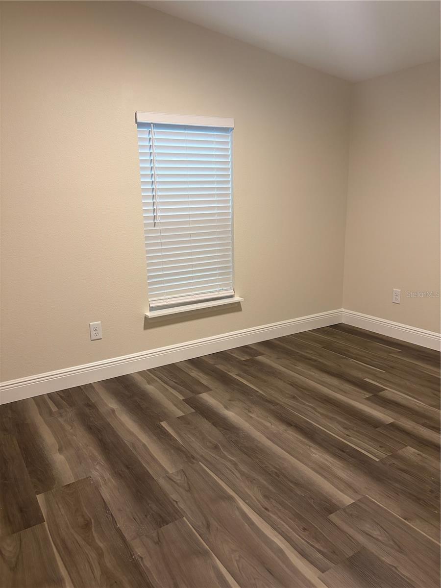 ACREAGE & UNREC - Residential Lease