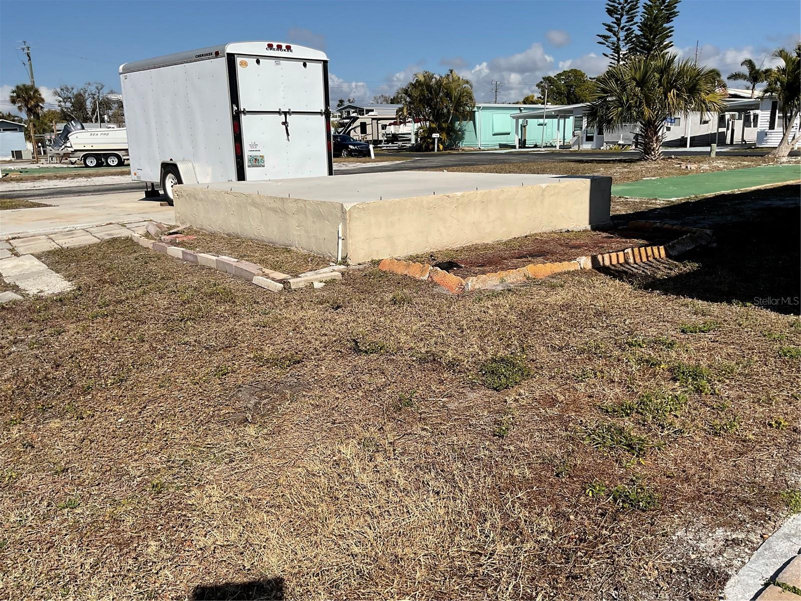 VENICE BAY ADULT PARK - Land